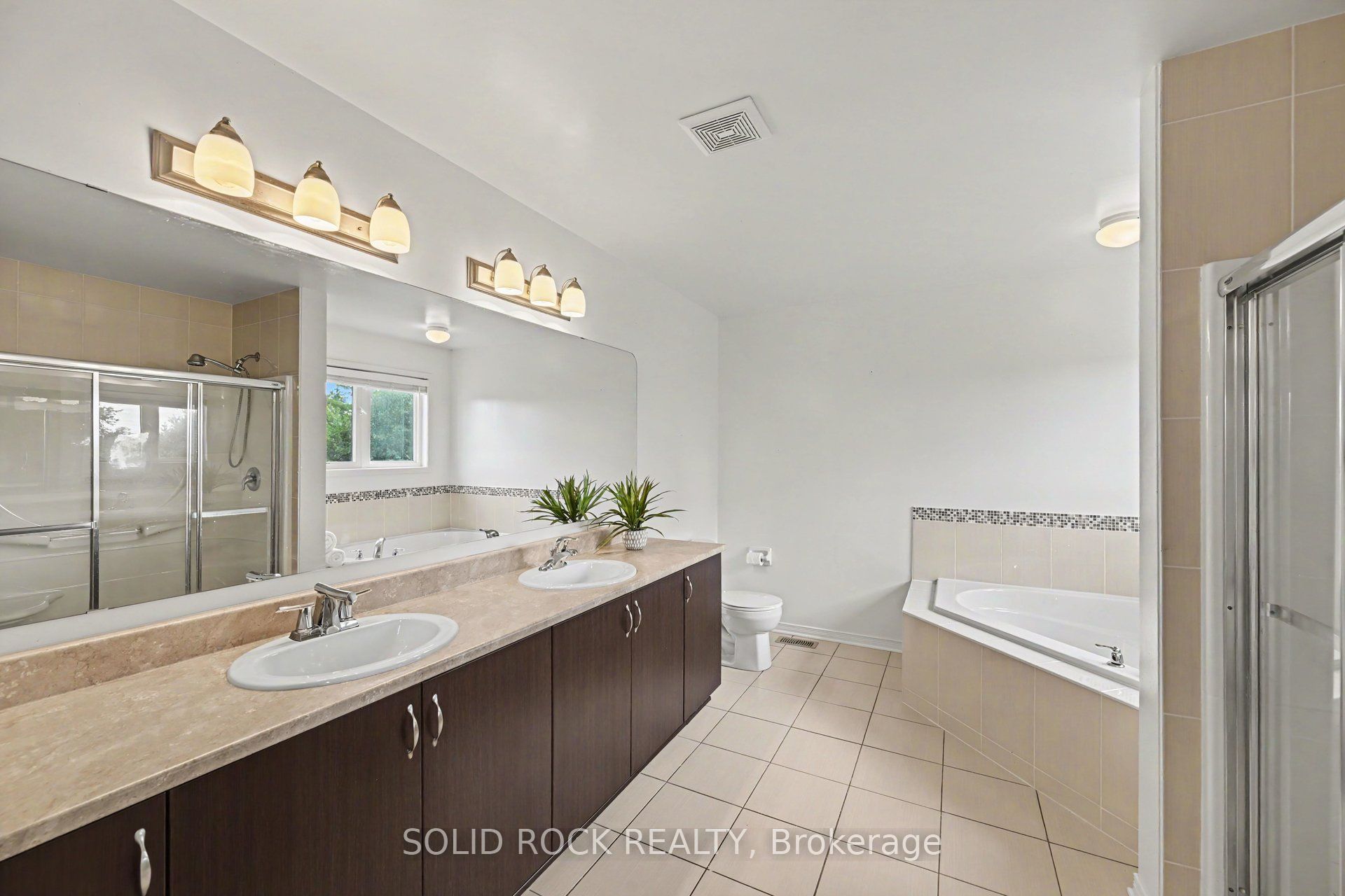111 Leo Moskos Street Property Photo 25