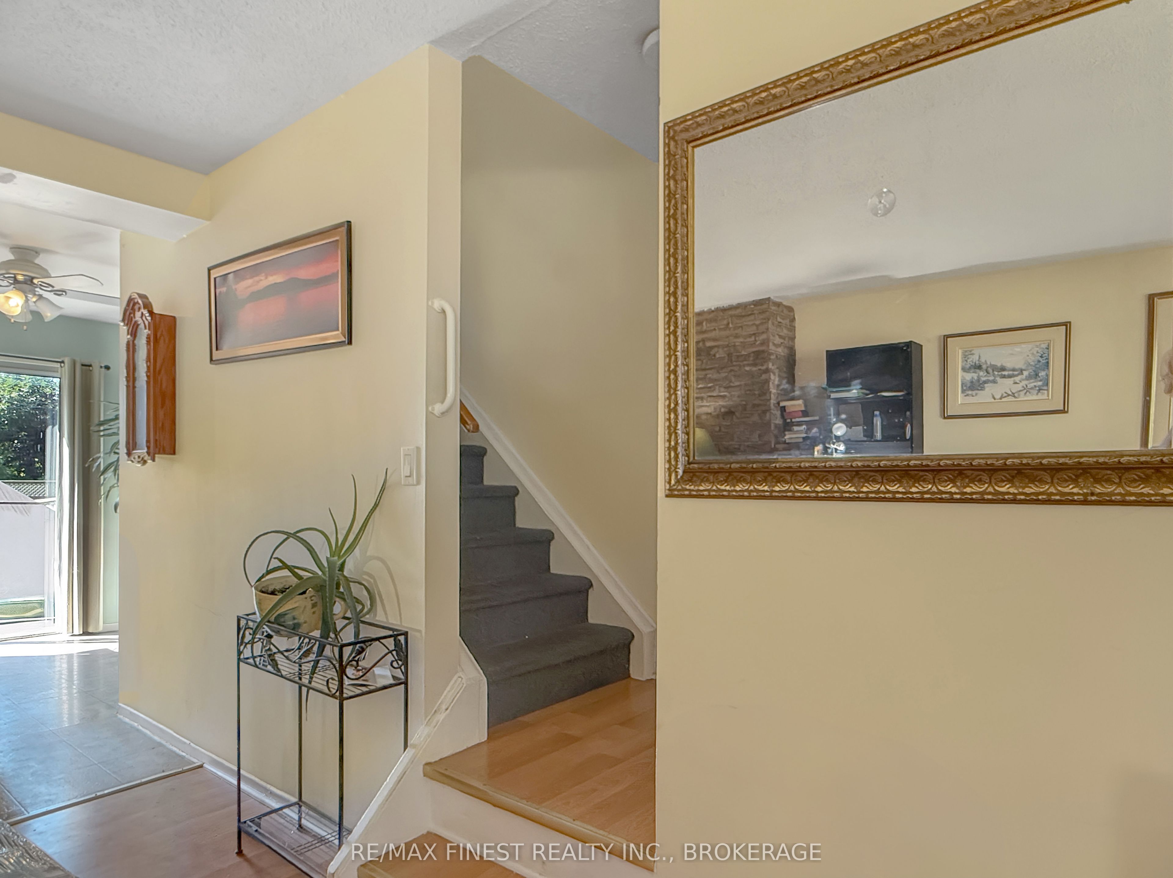913 Oakview Avenue Property Photo 6