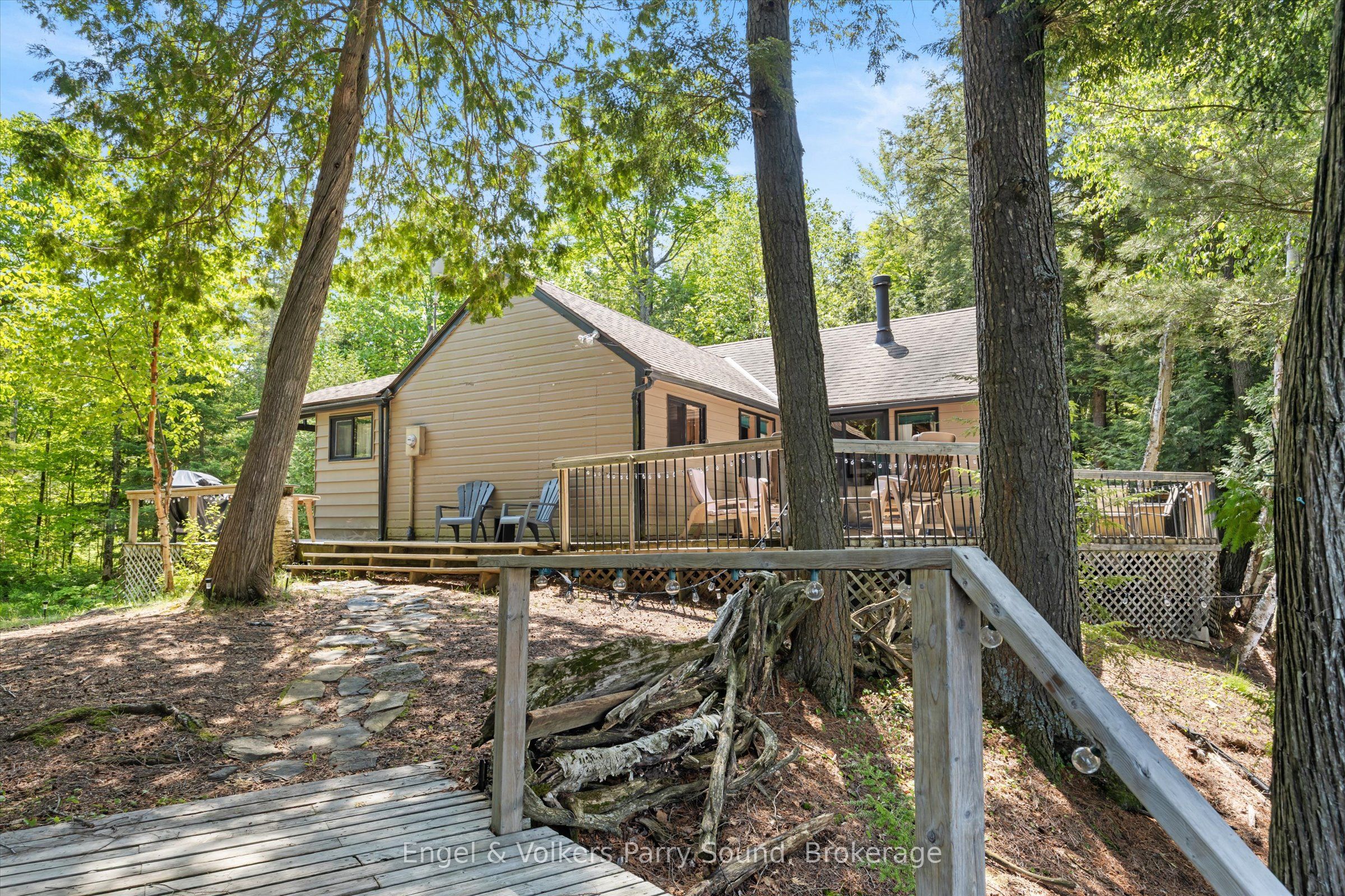 52 Island B Property Photo 13