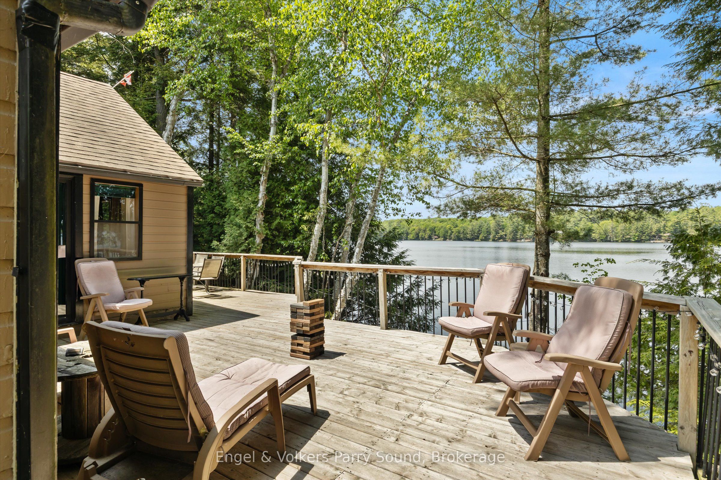 52 Island B Property Photo 23