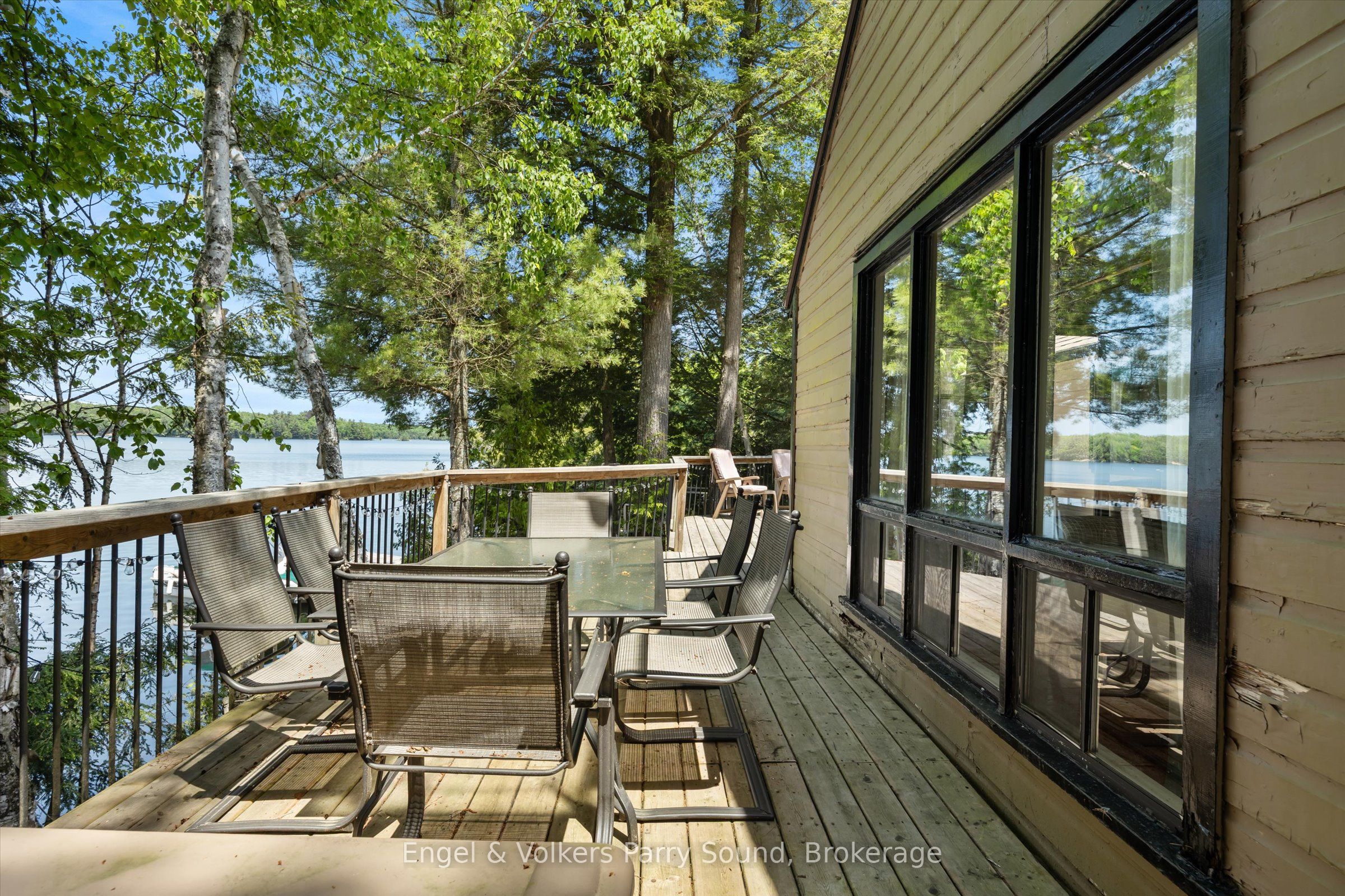 52 Island B Property Photo 27