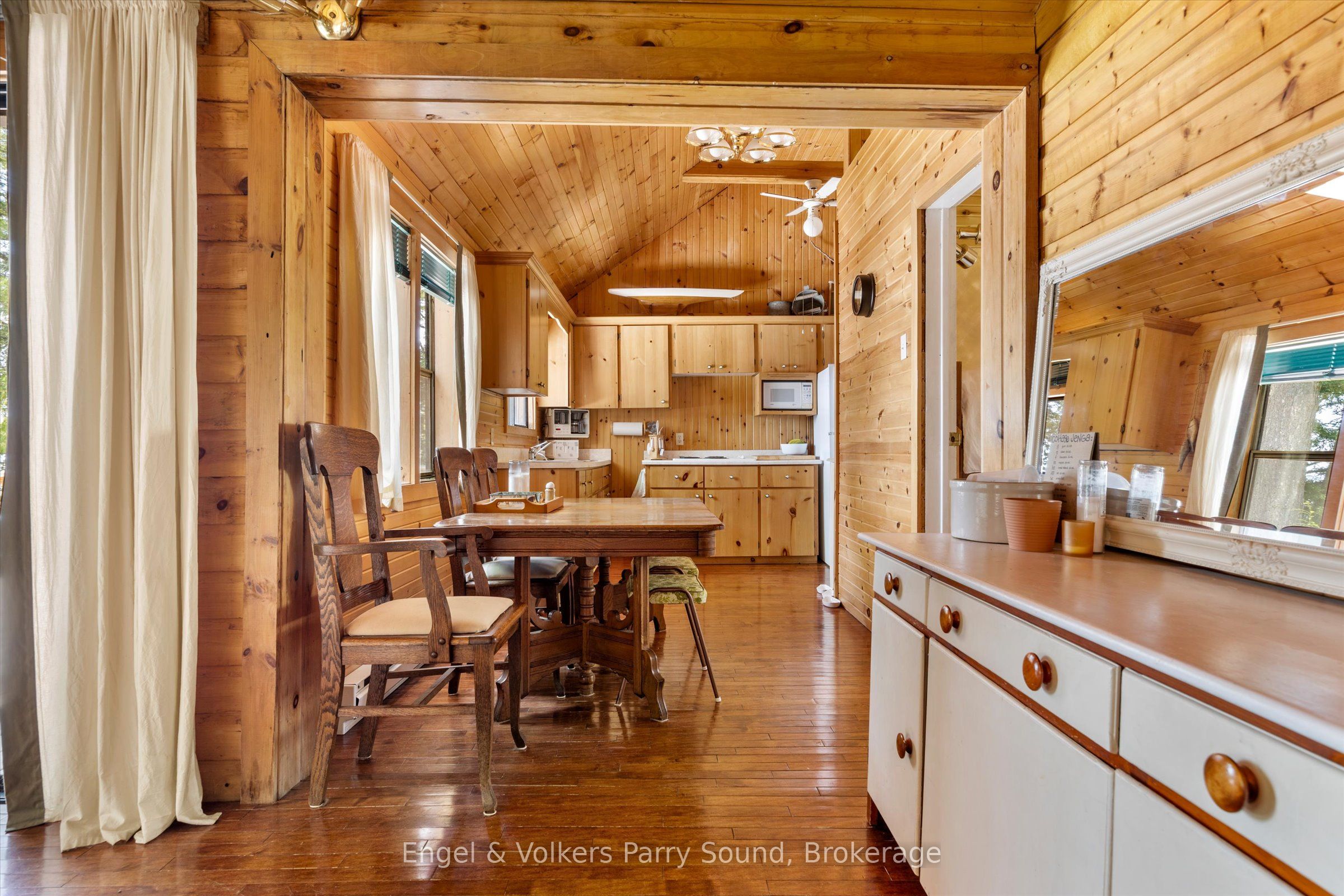 52 Island B Property Photo 29