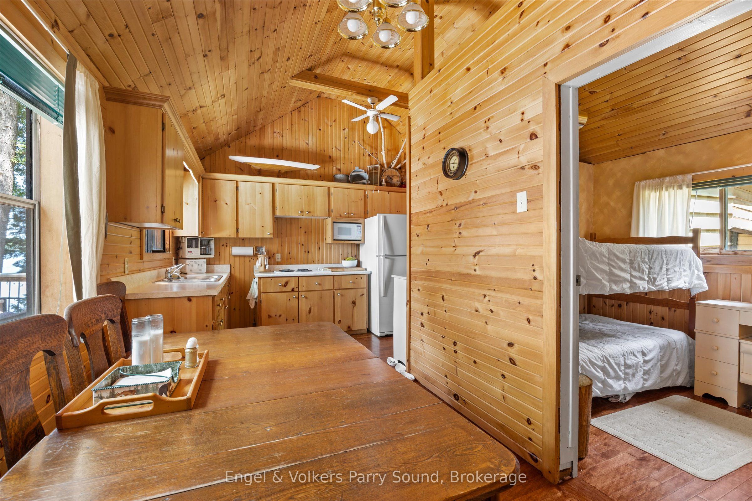 52 Island B Property Photo 30