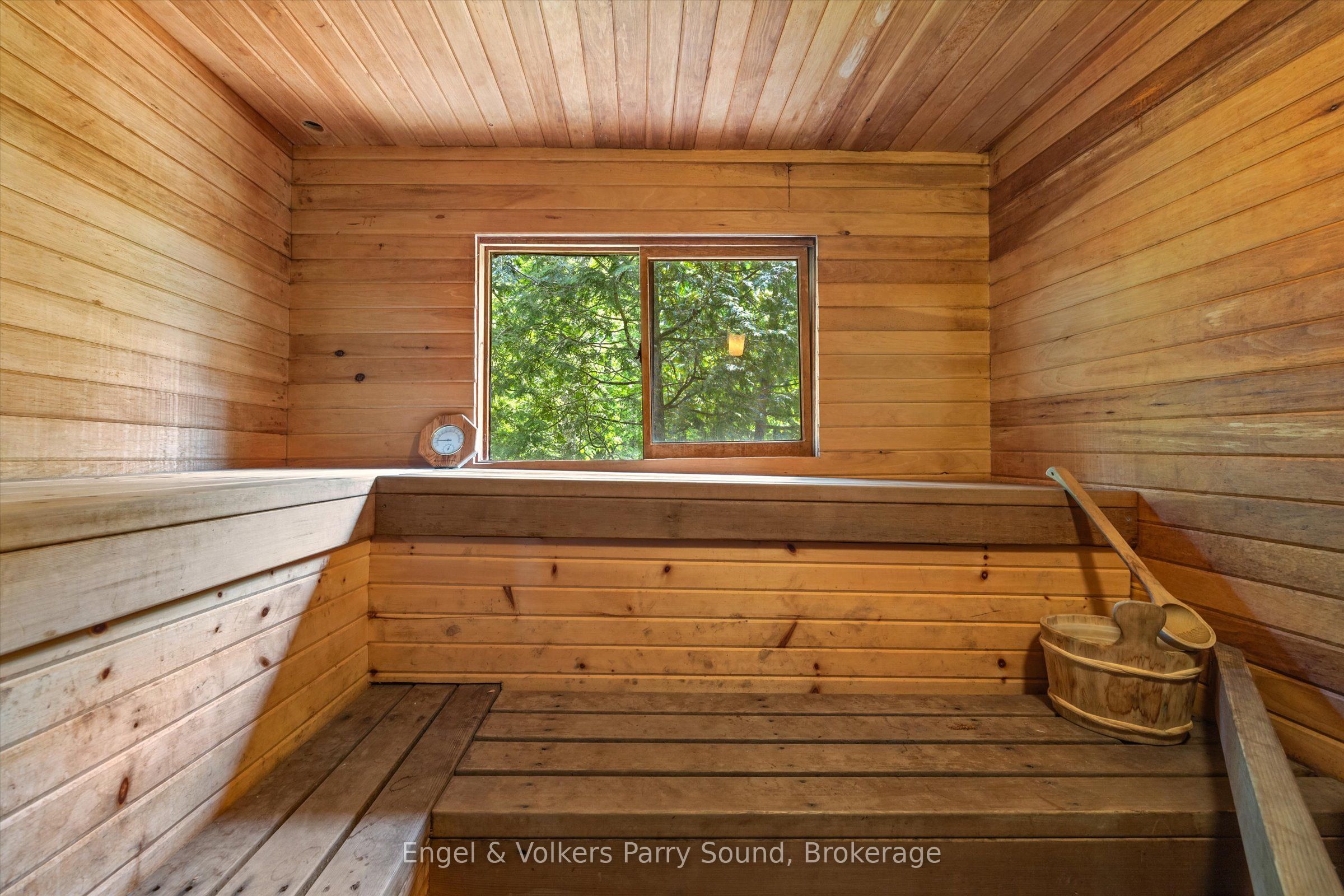 52 Island B Property Photo 46