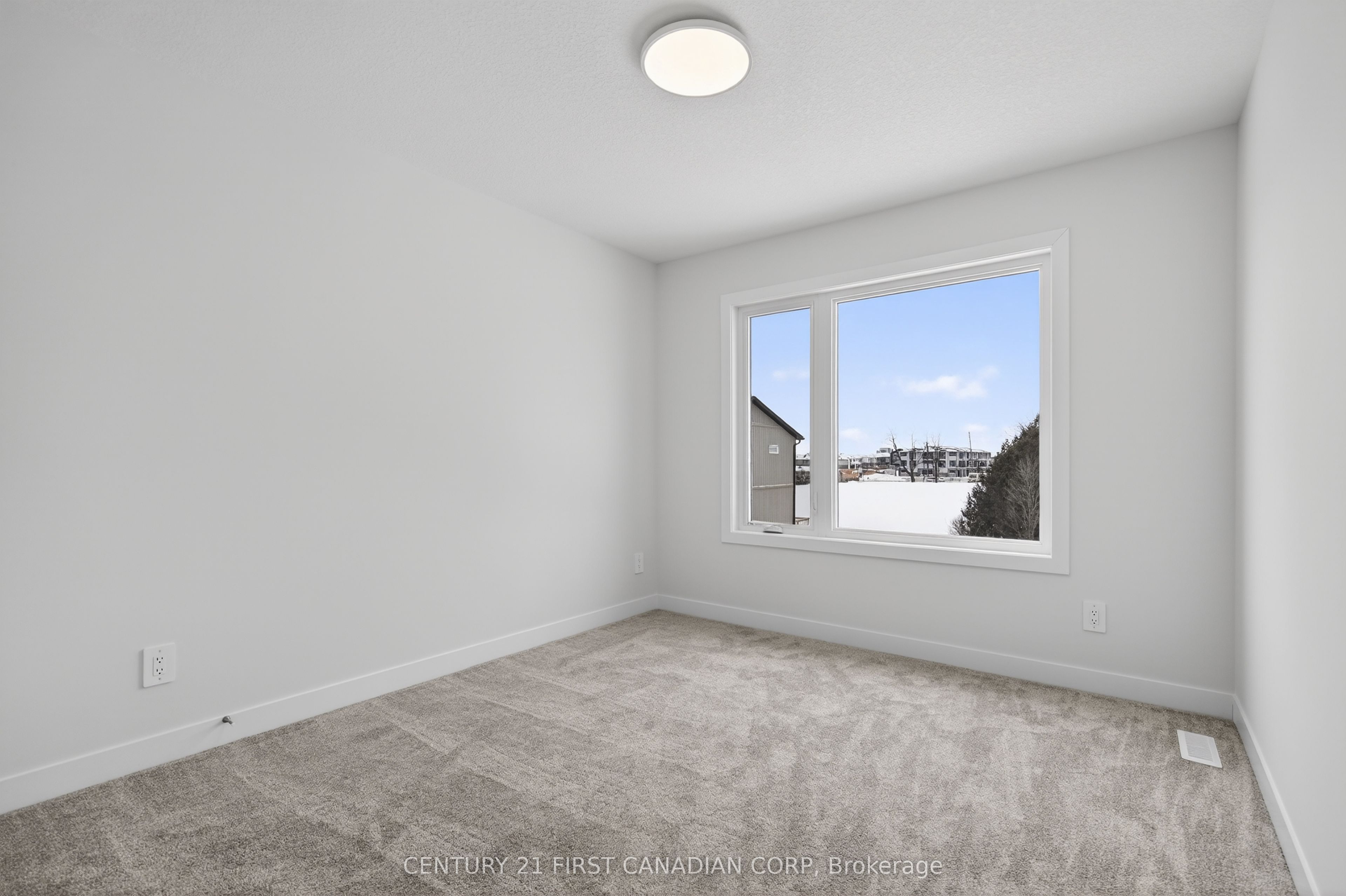 349 Southdale Road E 16 Property Photo 32