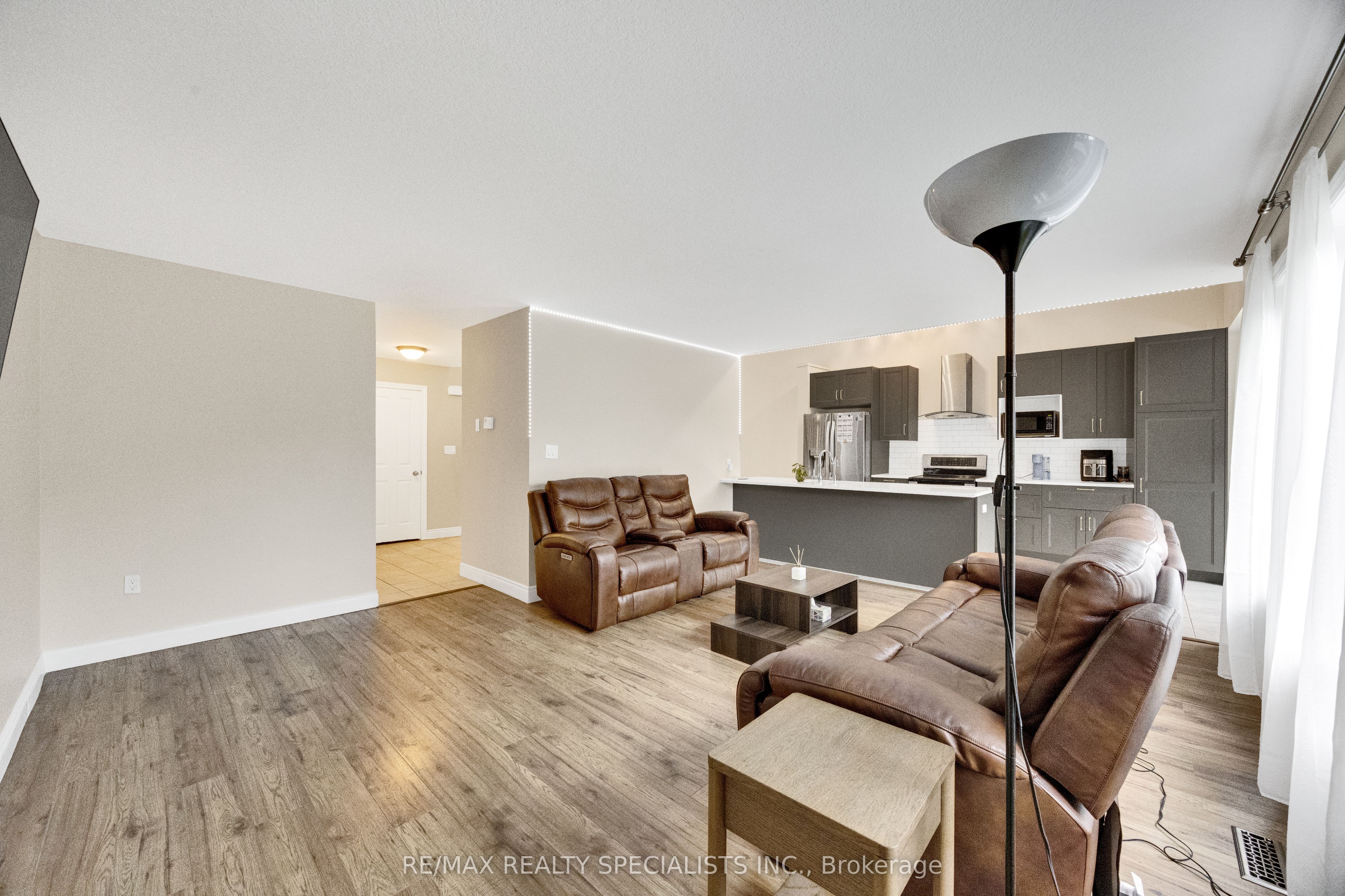 3270 Singleton Avenue 18 Property Photo 21