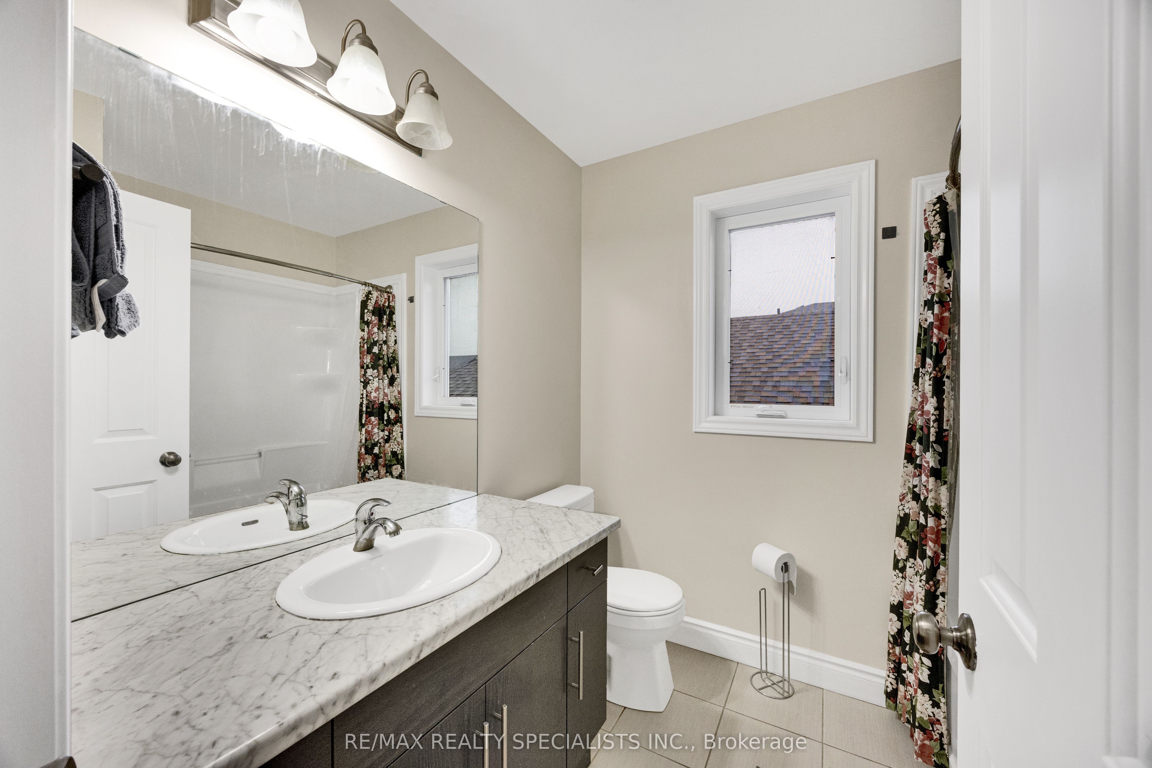 3270 Singleton Avenue 18 Property Photo 29