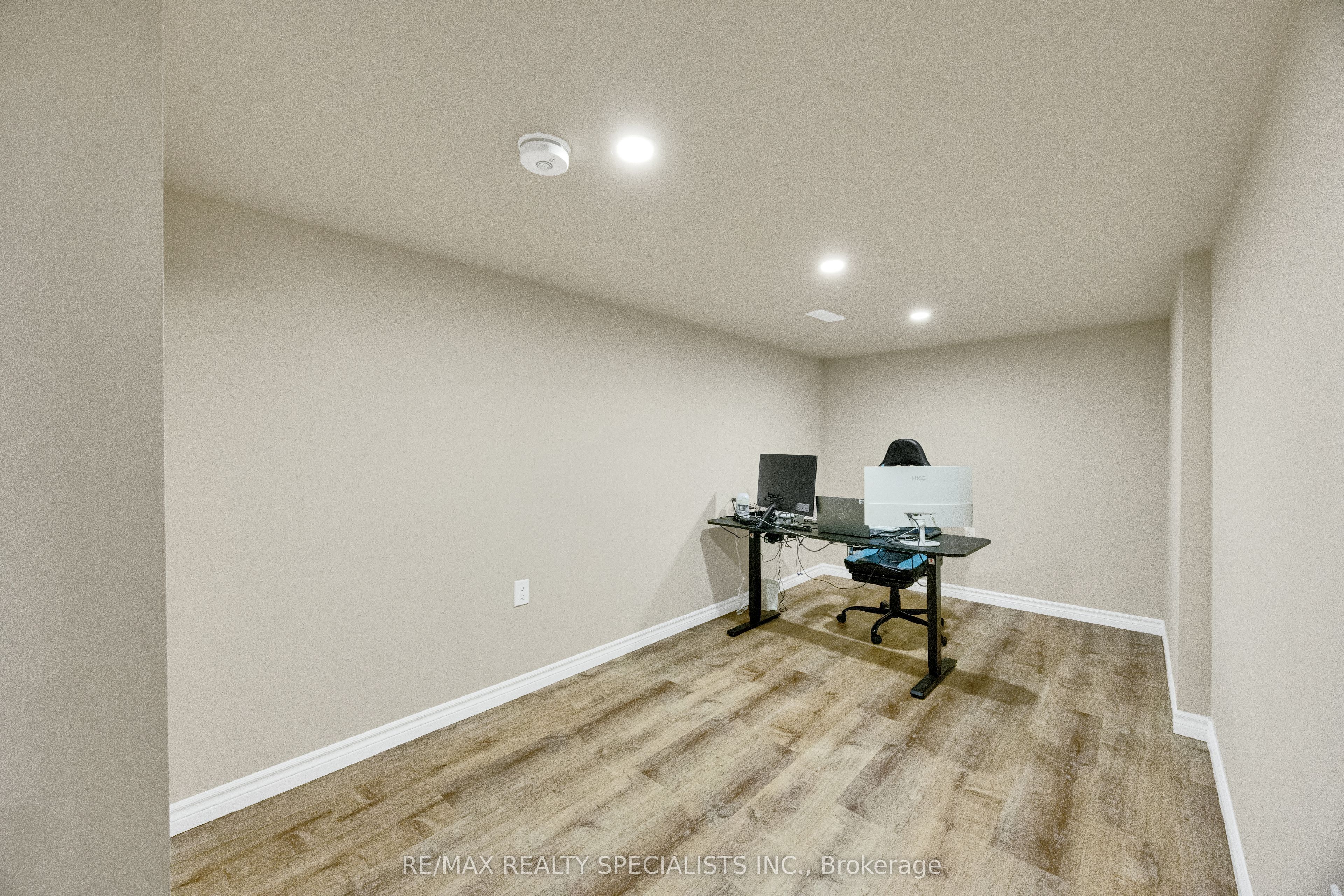 3270 Singleton Avenue 18 Property Photo 40