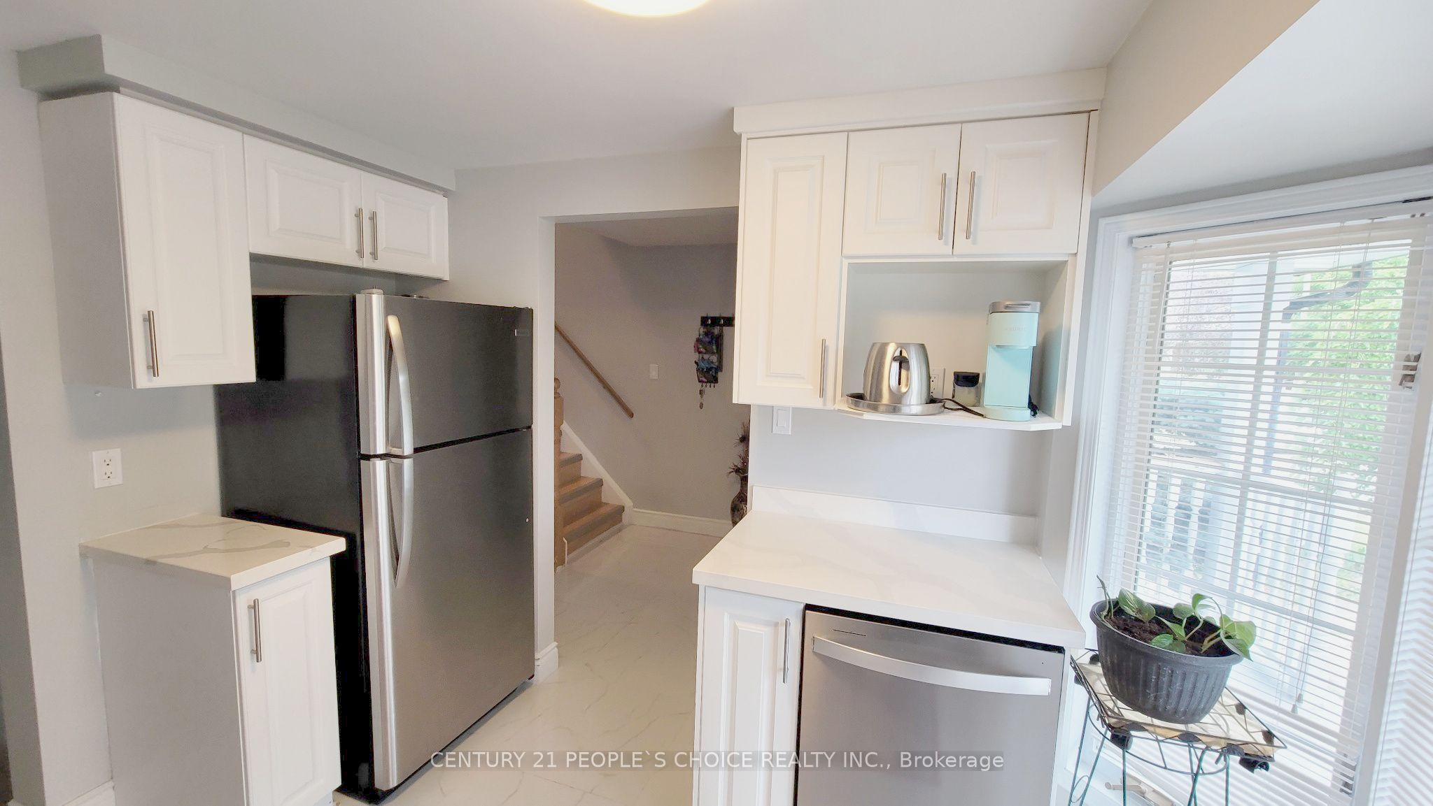 620 Settlersfield Court B Property Photo 6