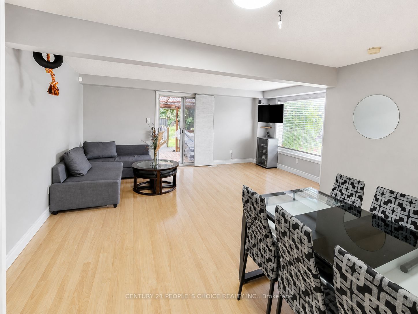620 Settlersfield Court B Property Photo 10