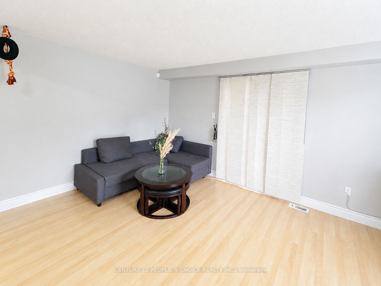 620 Settlersfield Court B Property Photo 13