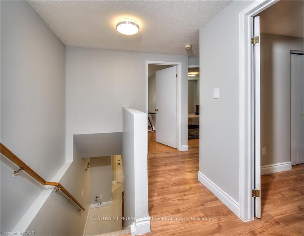 620 Settlersfield Court B Property Photo 17