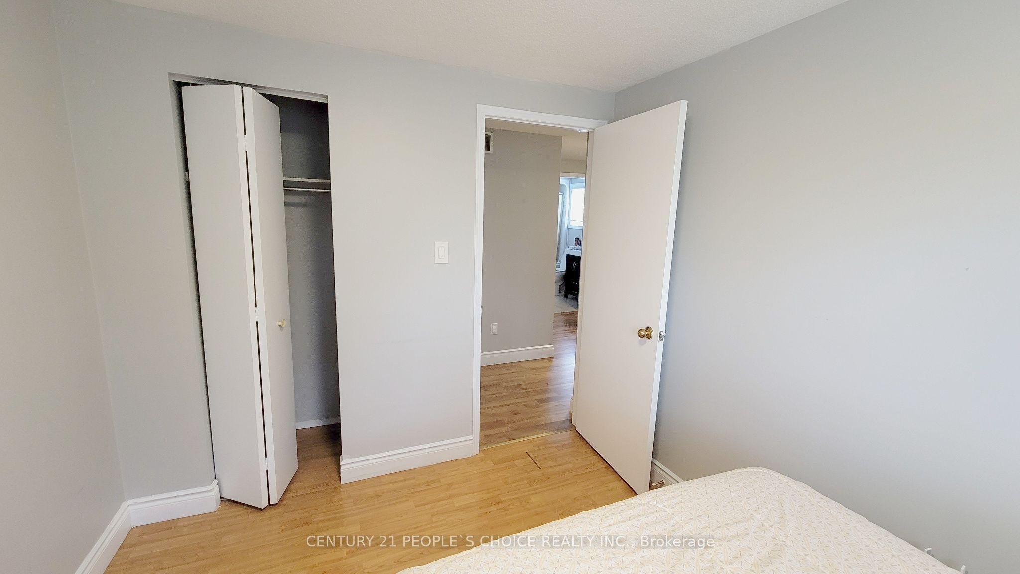 620 Settlersfield Court B Property Photo 23