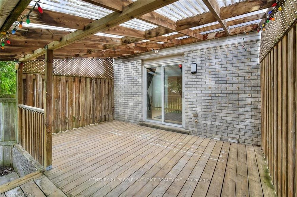 620 Settlersfield Court B Property Photo 34