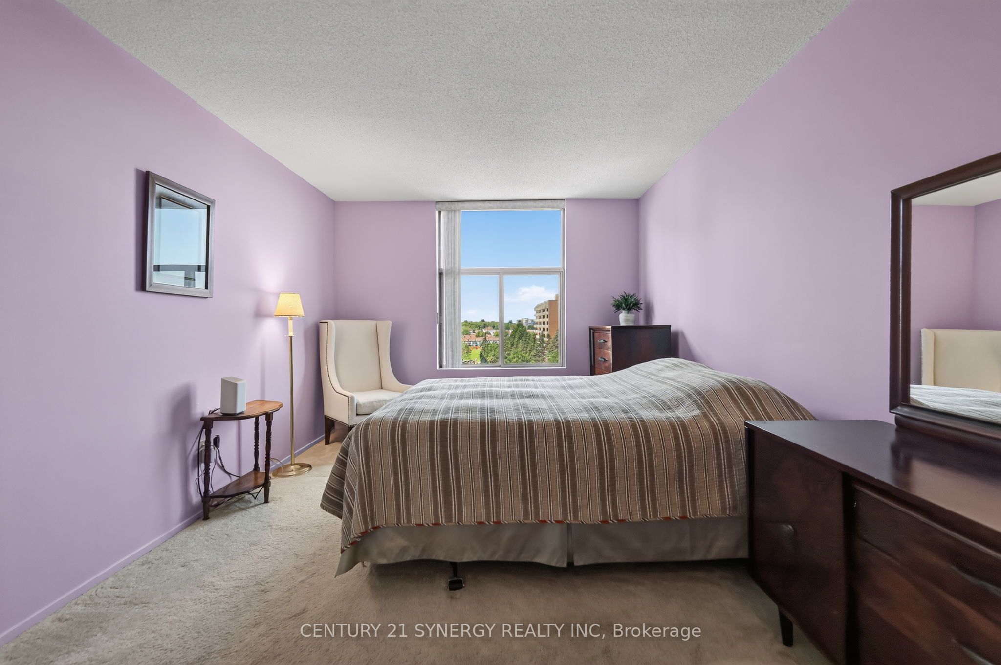 2759 Carousel Crescent 704 Property Photo 24
