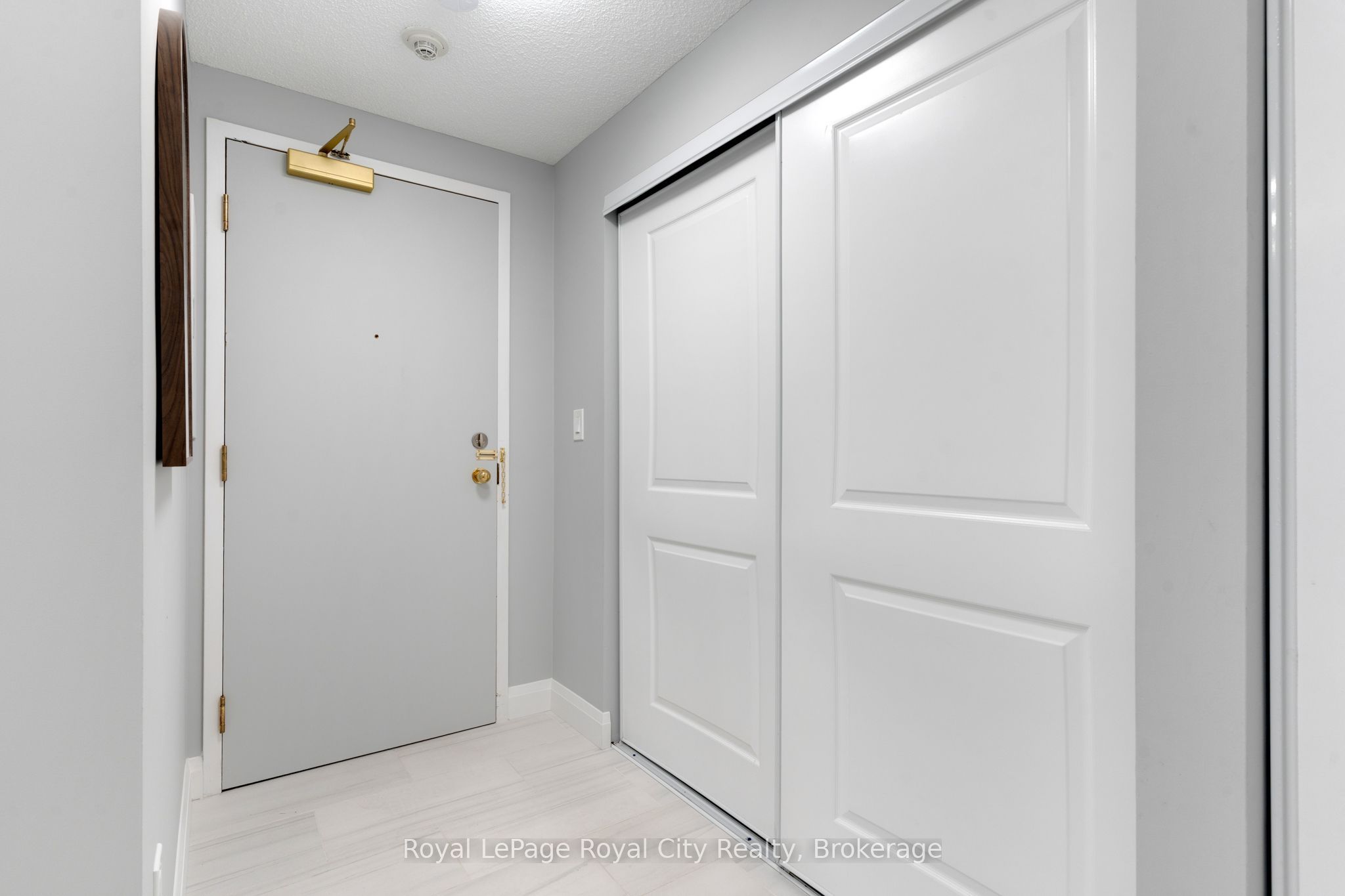105 Bagot Street B2 Property Photo 3