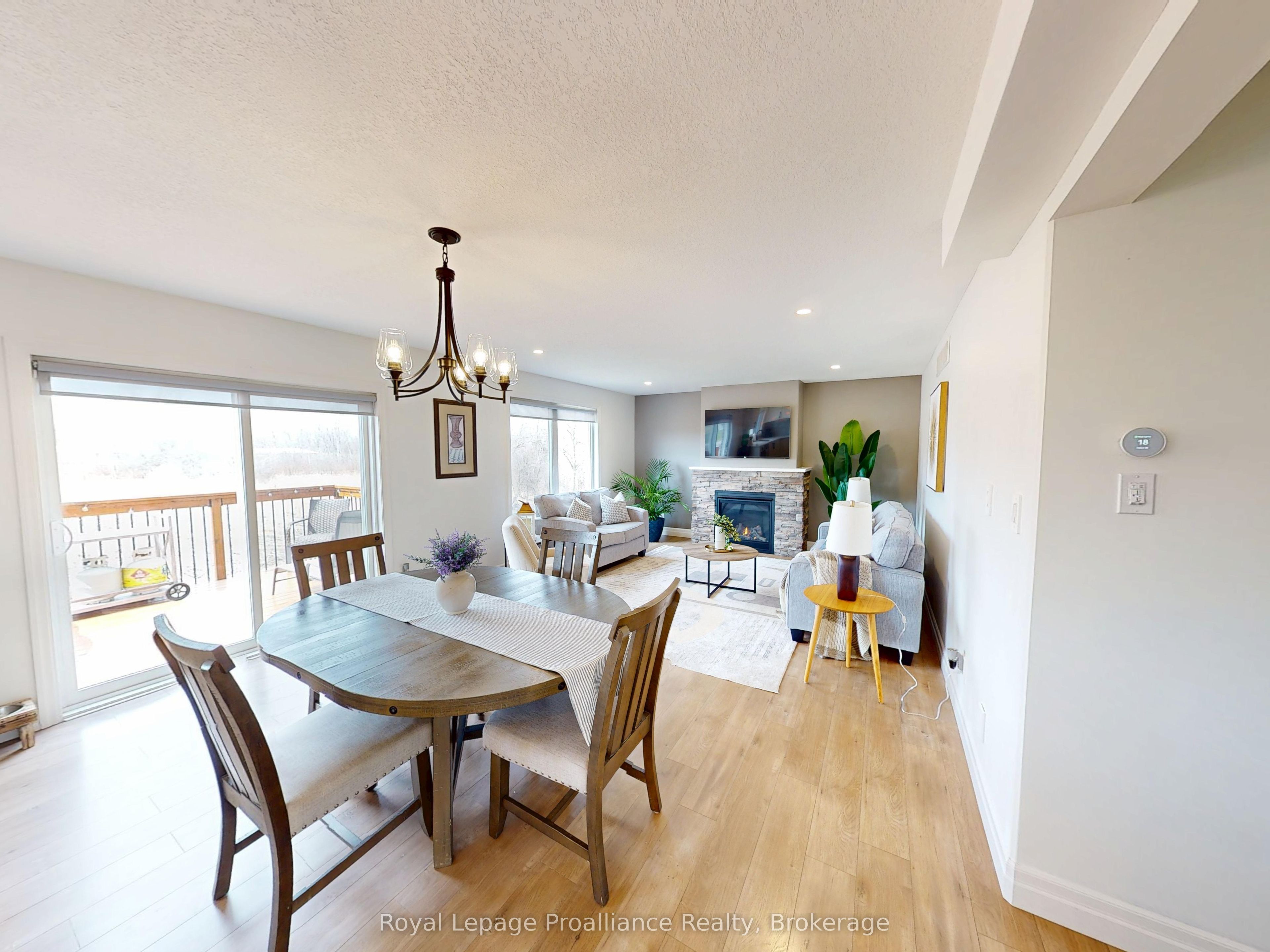 55 Lanark Drive Property Photo 7