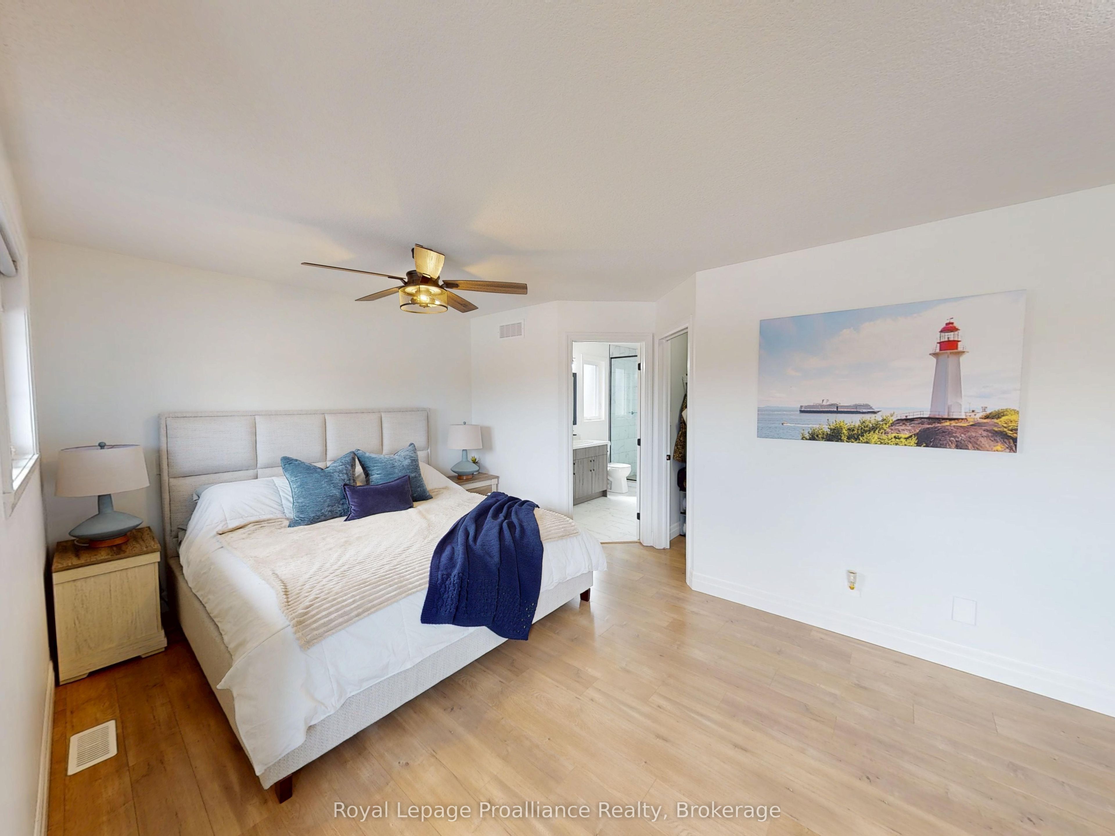 55 Lanark Drive Property Photo 17