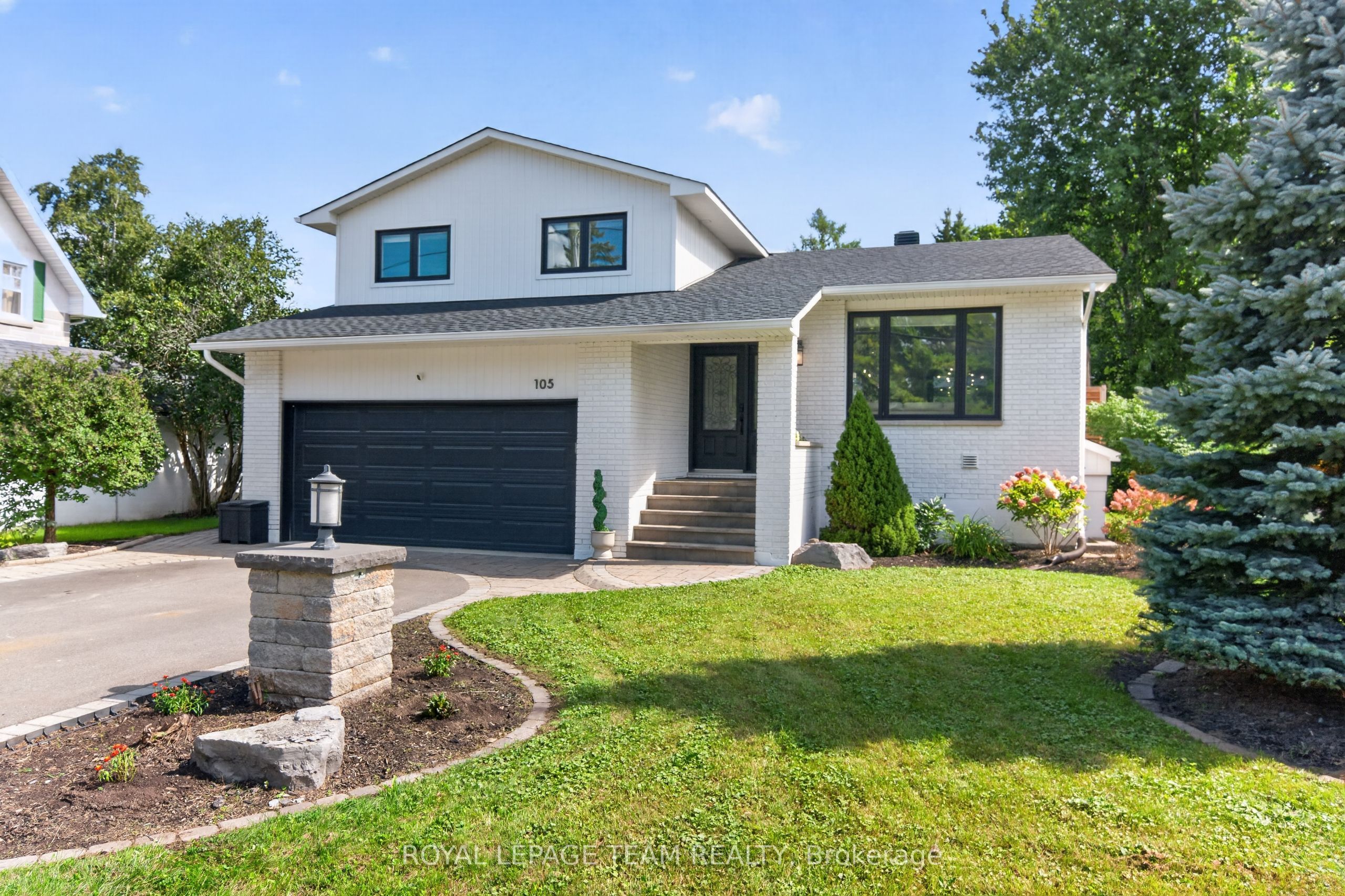 105 Brae Crescent Property Photo 1
