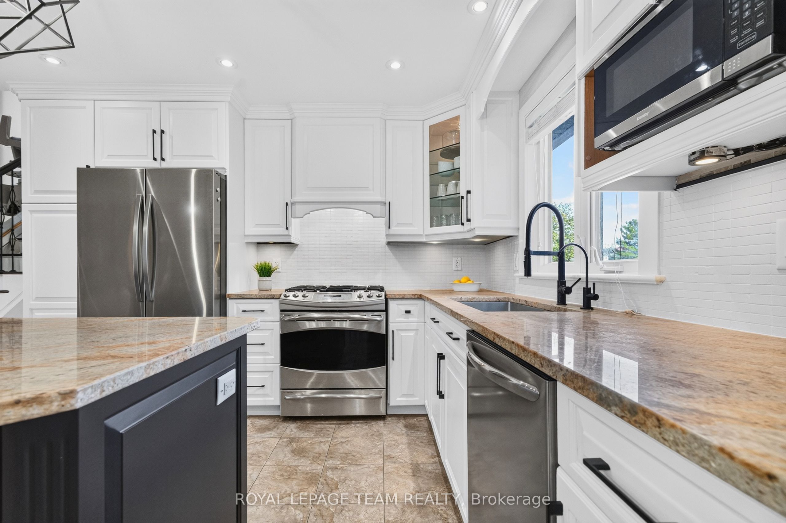 105 Brae Crescent Property Photo 12