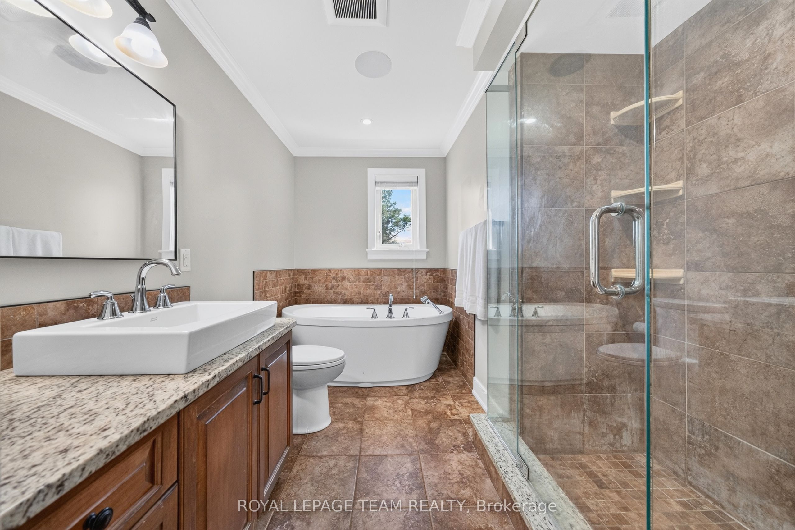 105 Brae Crescent Property Photo 25