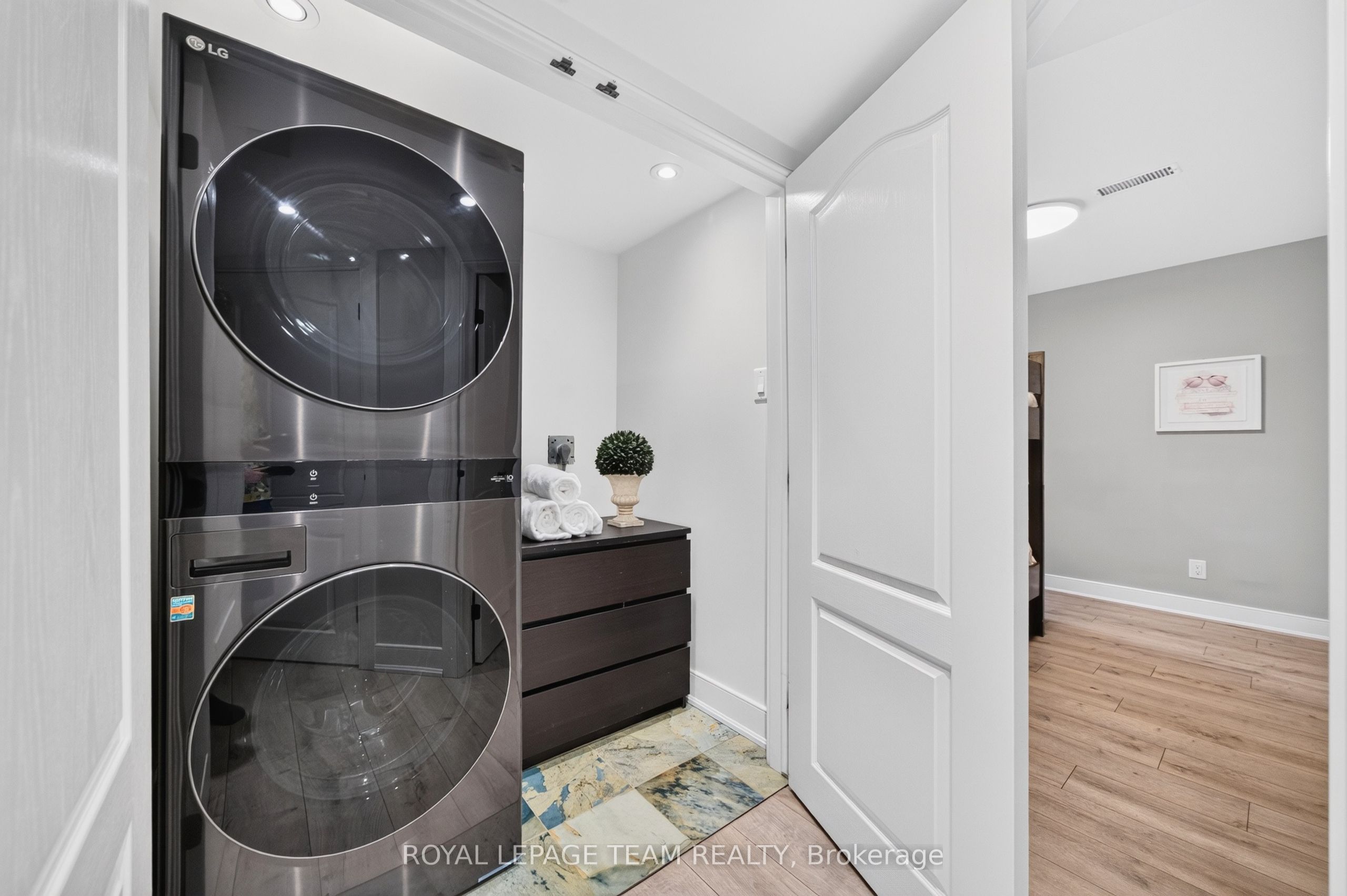 105 Brae Crescent Property Photo 34