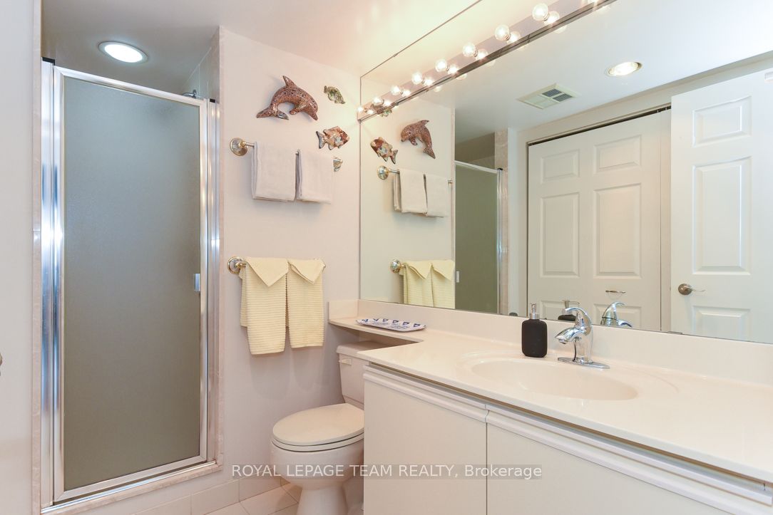 1510 Riverside Drive 2504 Property Photo 22