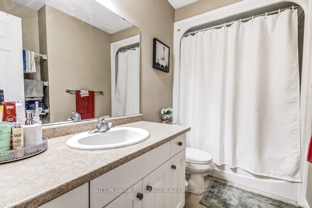2145 North Routledge Park 8 Property Photo 12