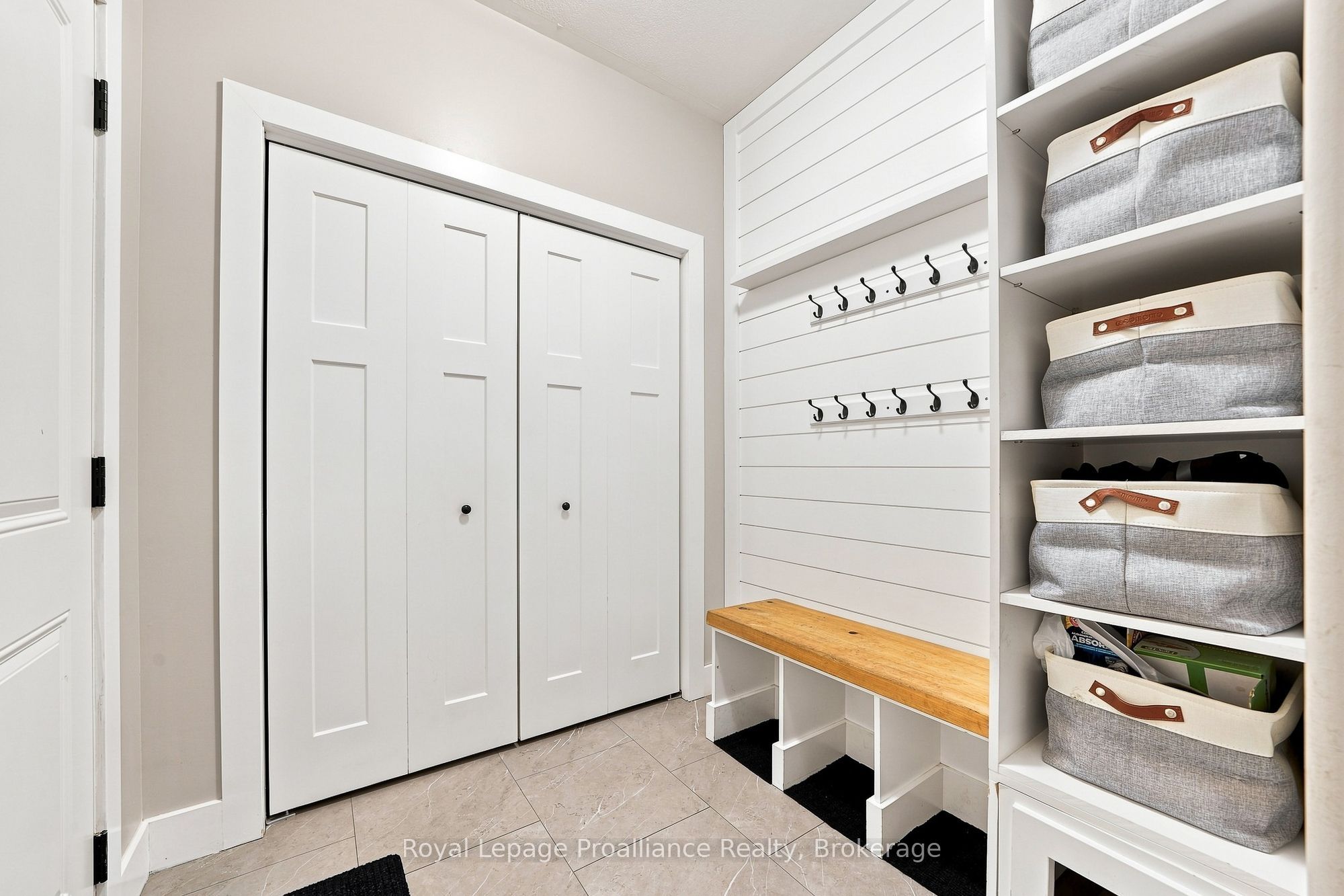 18 Granite Drive Property Photo 8