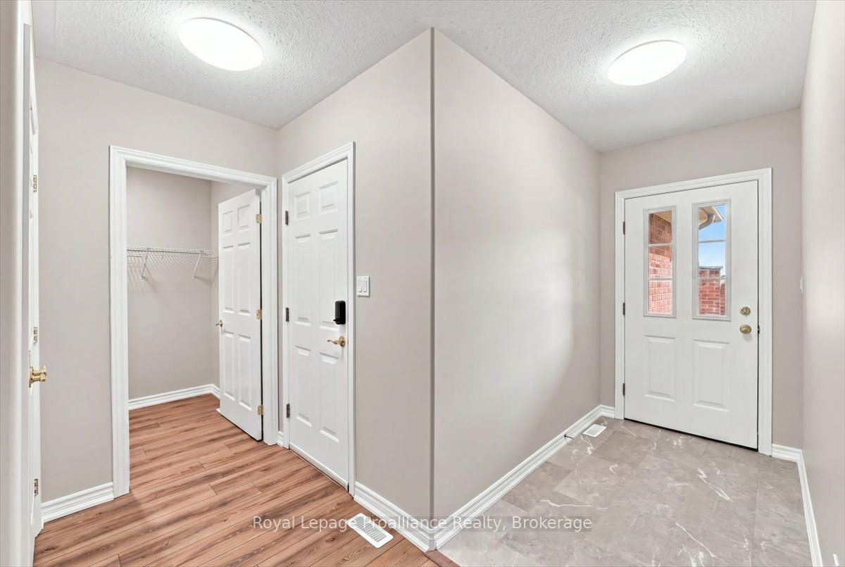 25 Heartwood Drive 12 Property Photo 8