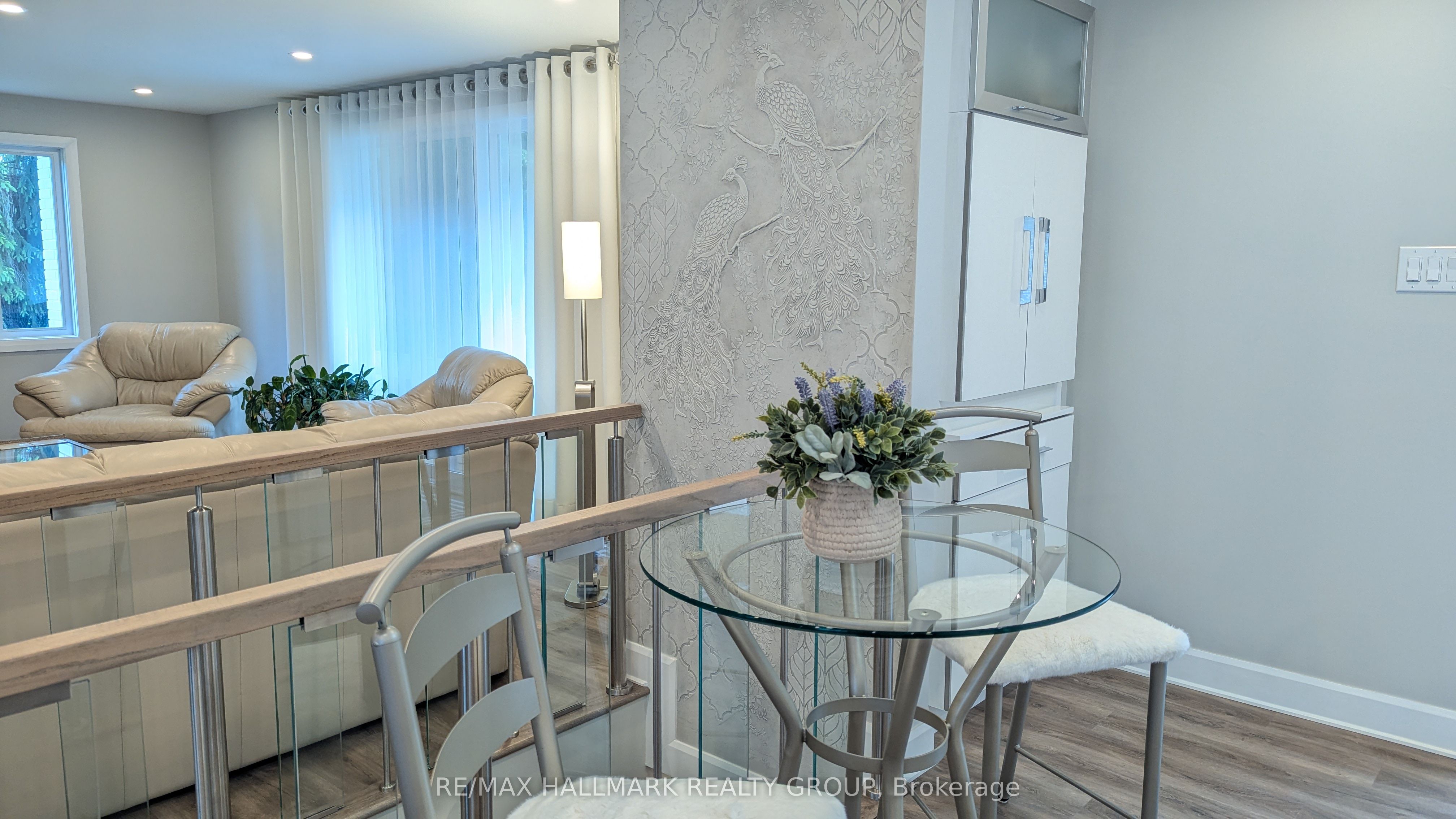 13 Bathurst Street Property Photo 11
