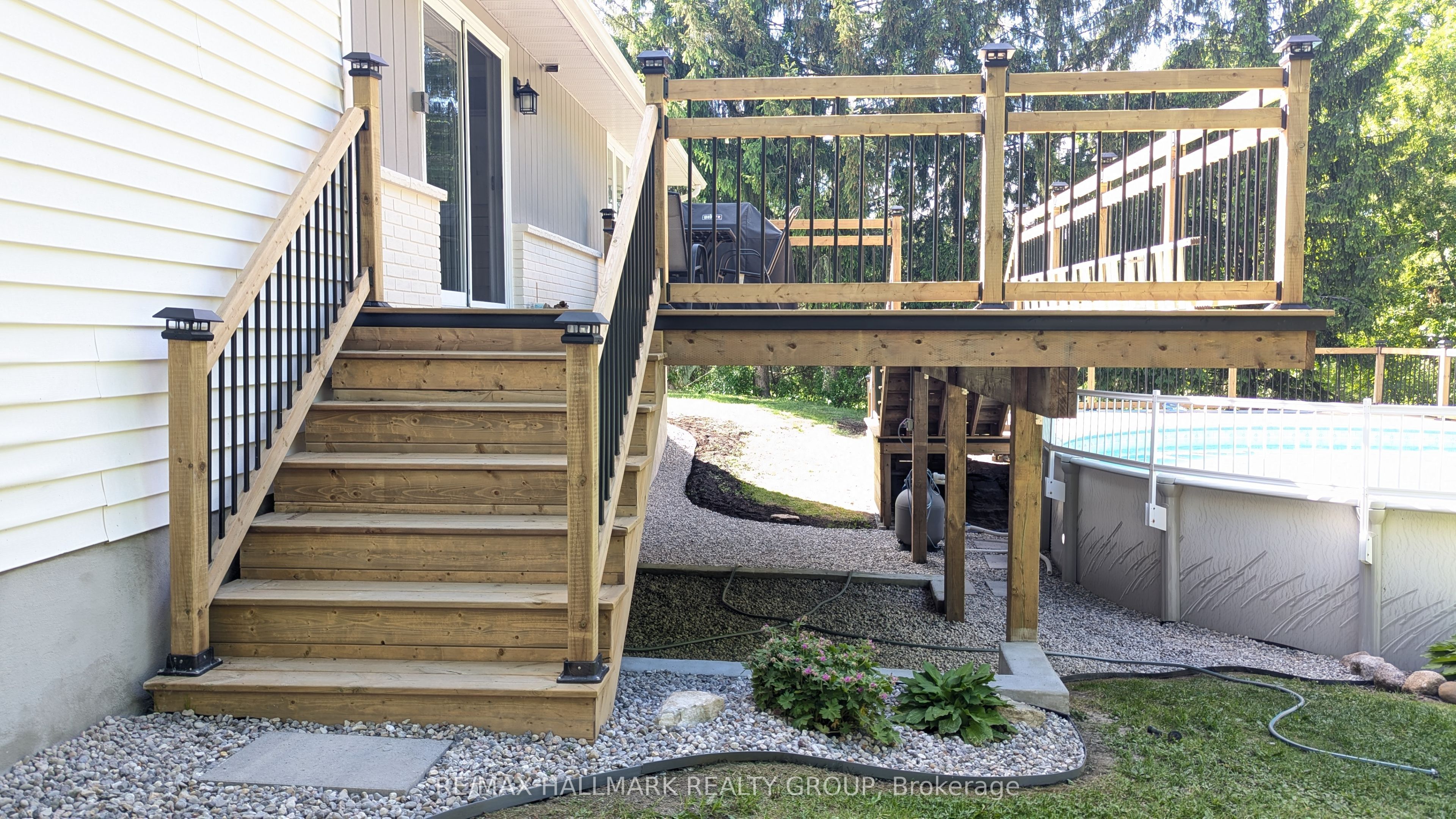 13 Bathurst Street Property Photo 27