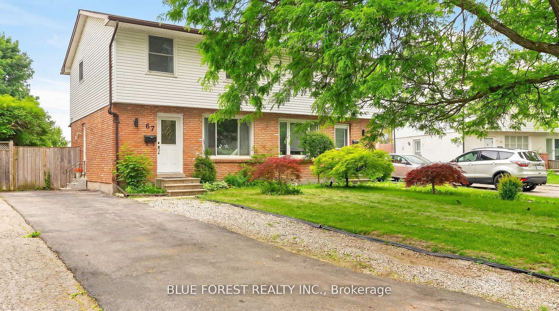 67 Breckenridge Crescent S Property Photo 1