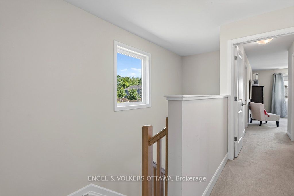 413 Premiere Lane Property Photo 17