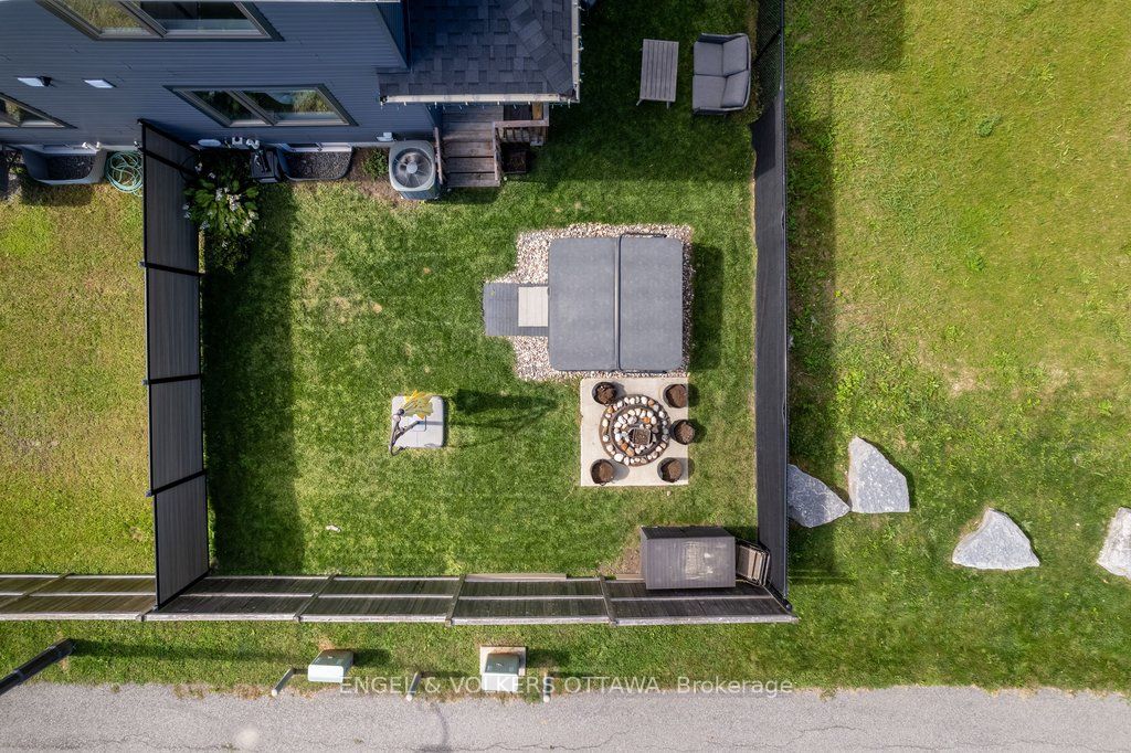 413 Premiere Lane Property Photo 38