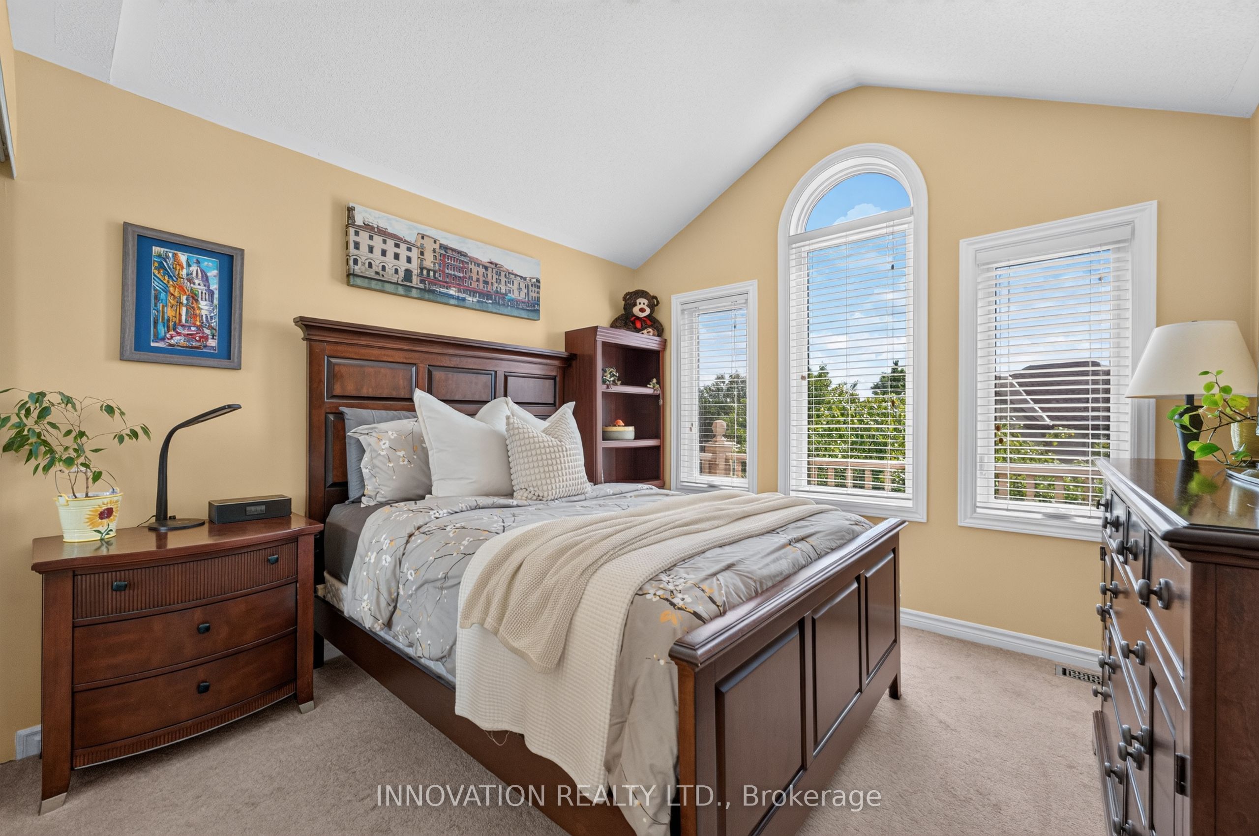 545 Rosehill Avenue Property Photo 32