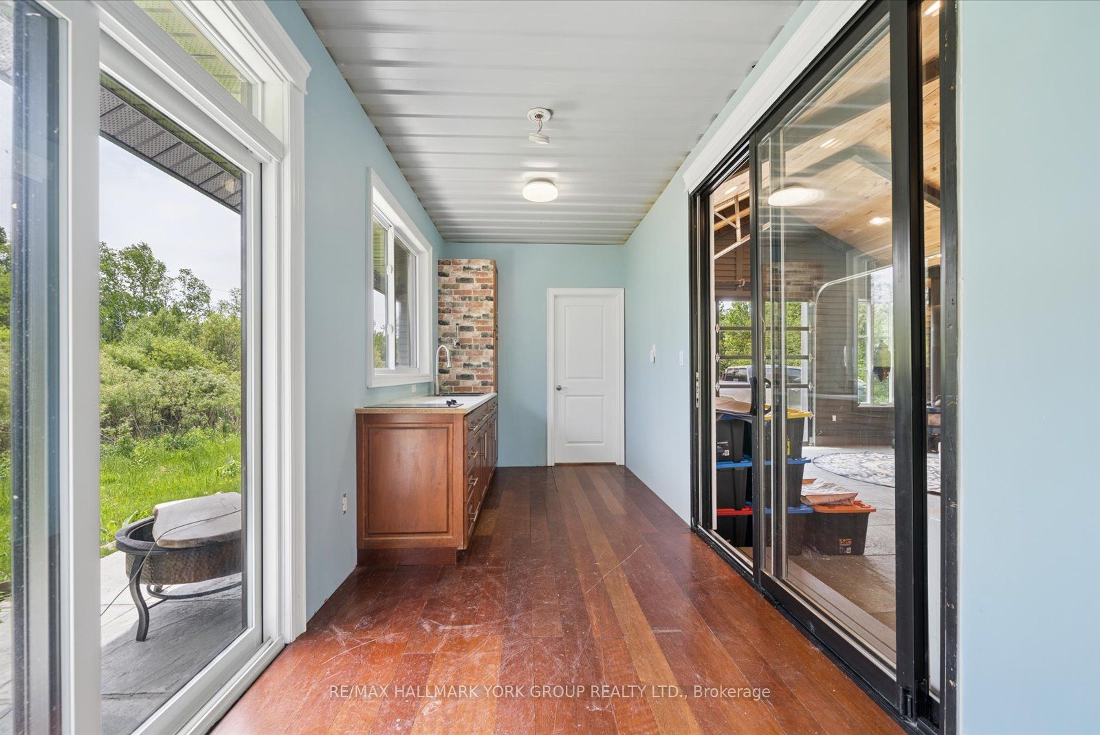 755 Country Lane Property Photo 19