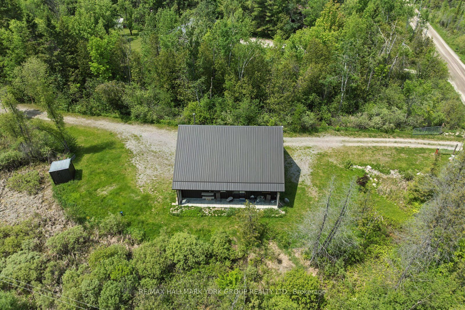 755 Country Lane Property Photo 33