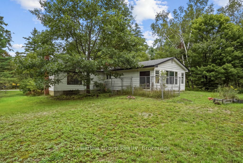 15 Cameron Road Property Photo 13
