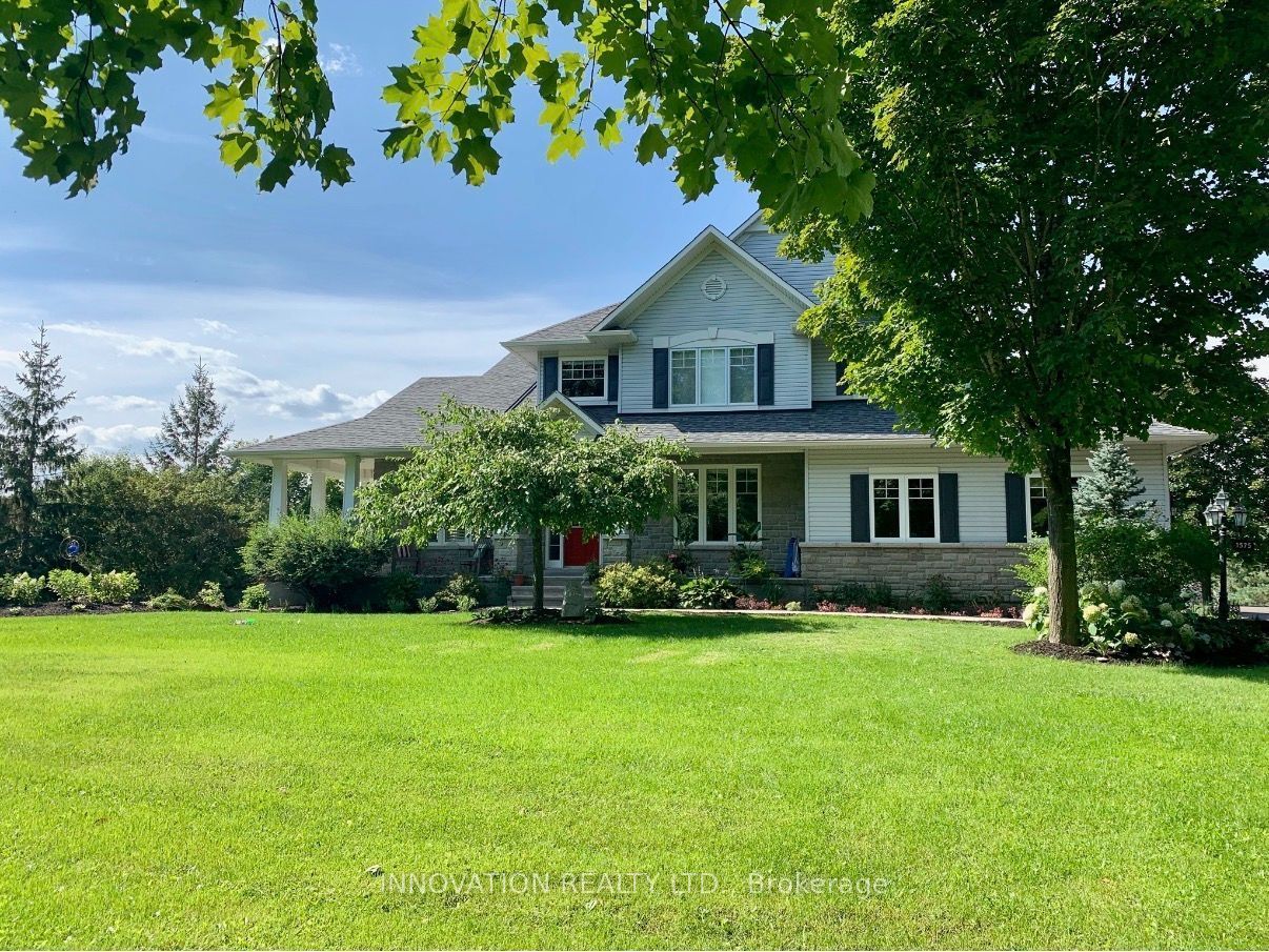 1575 Landel Drive N Property Photo 2