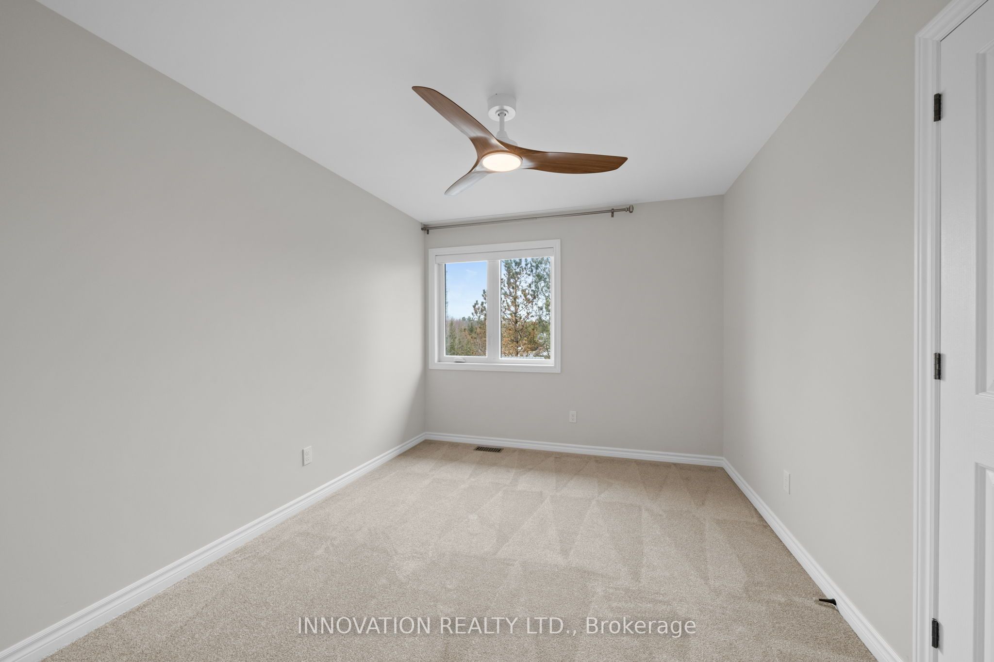 1575 Landel Drive N Property Photo 21