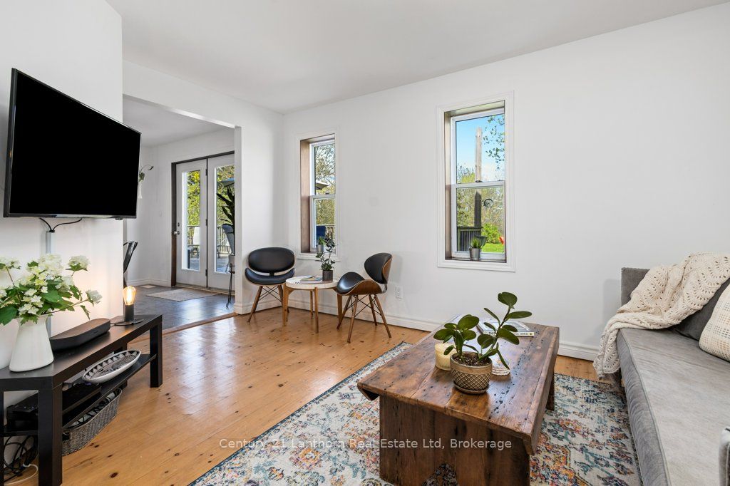 986 Black Road Property Photo 18
