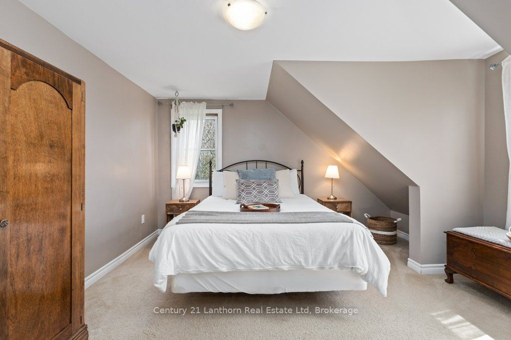 986 Black Road Property Photo 25
