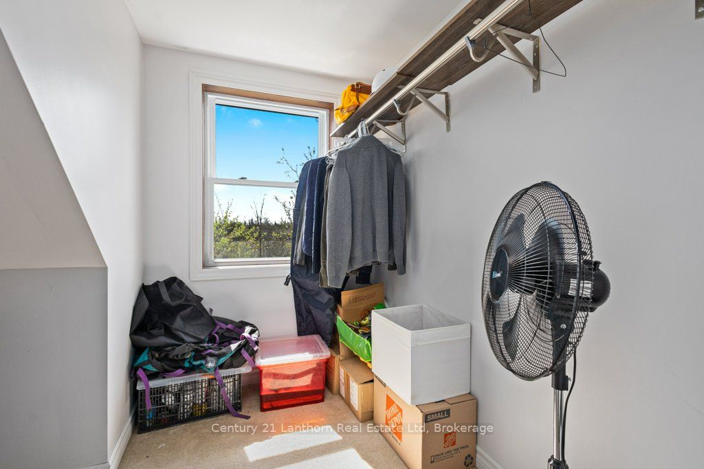 986 Black Road Property Photo 28