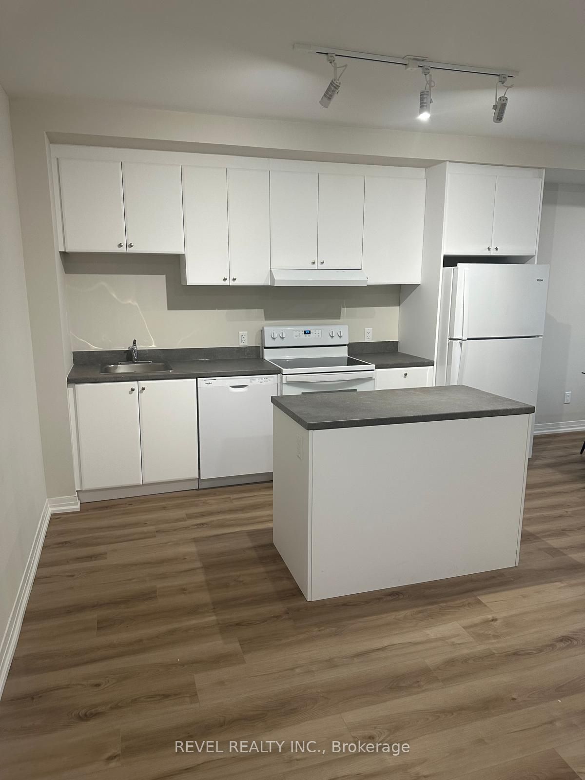 50 Herrick Avenue 306 Property Photo 4