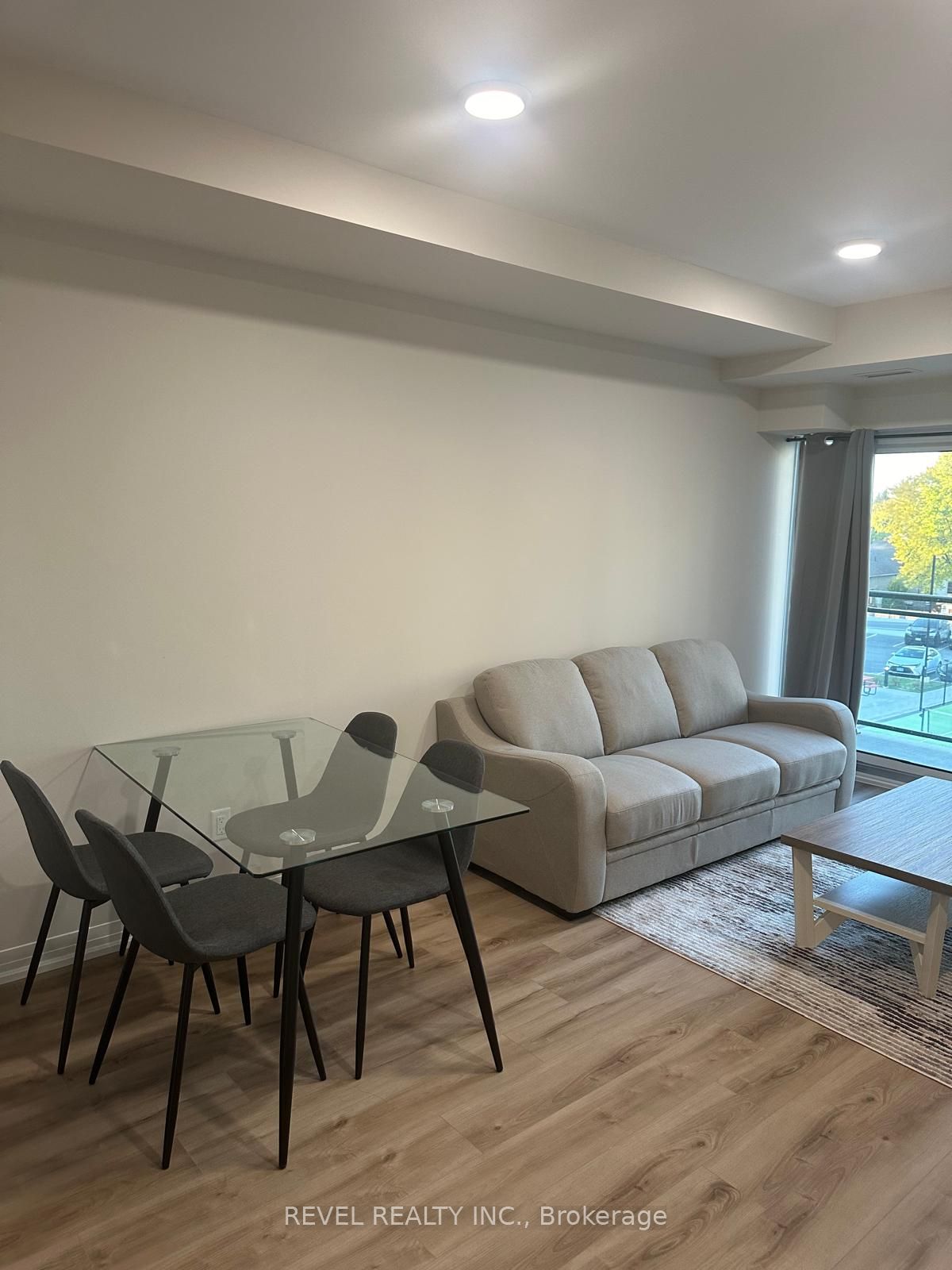50 Herrick Avenue 306 Property Photo 6