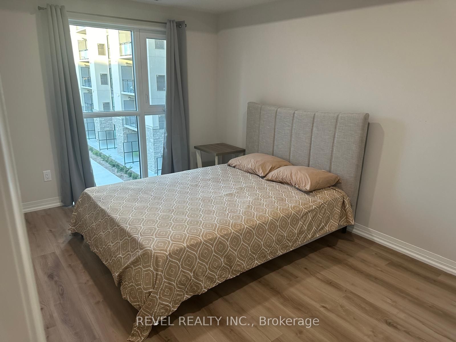 50 Herrick Avenue 306 Property Photo 9