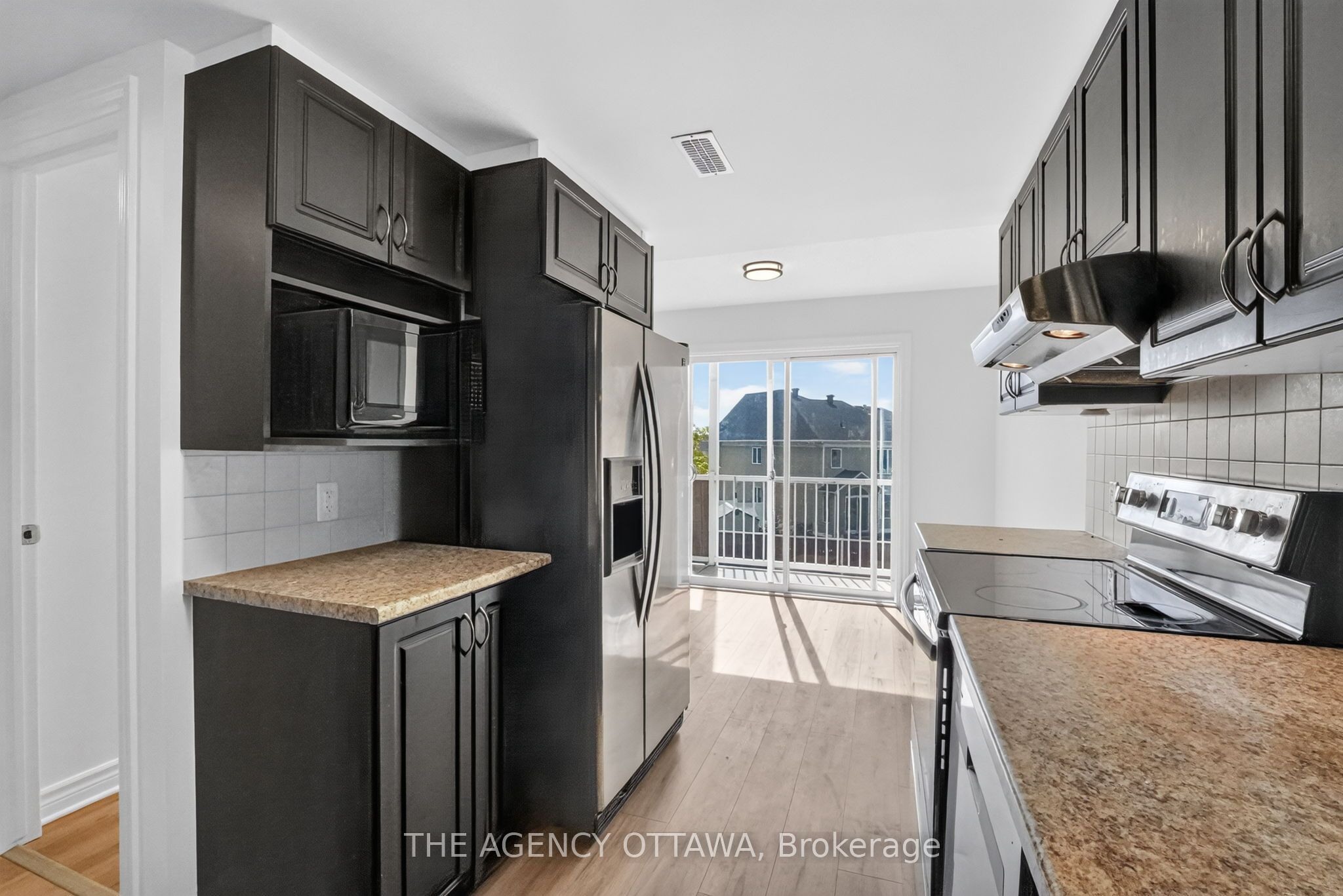 664 Chapman Mills Drive B Property Photo 15