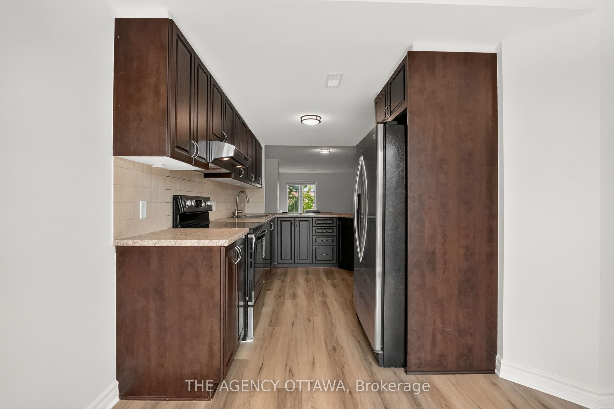 664 Chapman Mills Drive B Property Photo 19