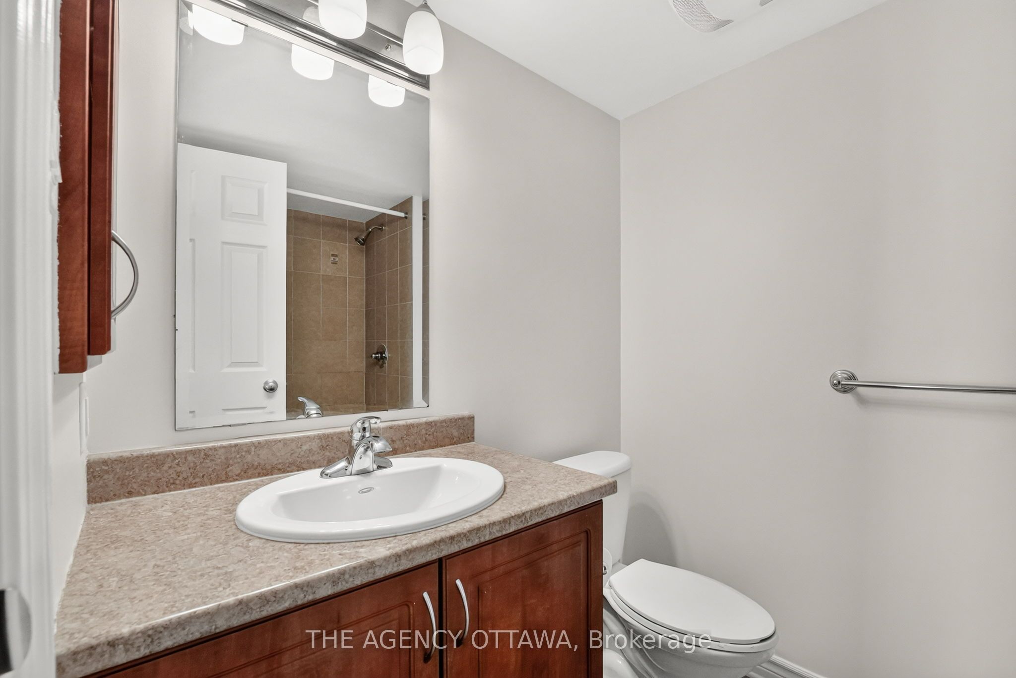 664 Chapman Mills Drive B Property Photo 27